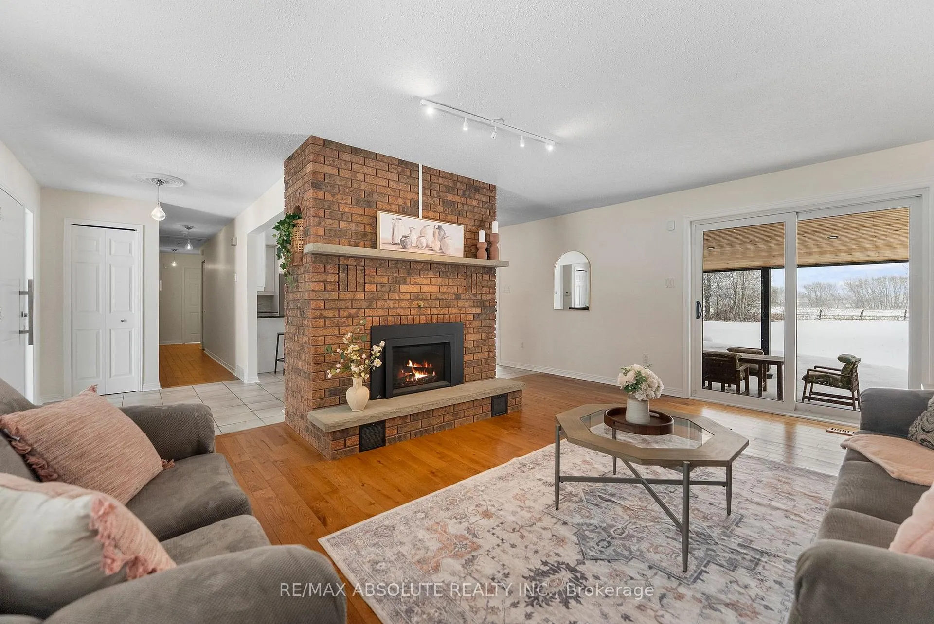 Photo 7 of 213 Calabogie Road, McNab/Braeside, Mcnab/Braeside Twps — HOMEH