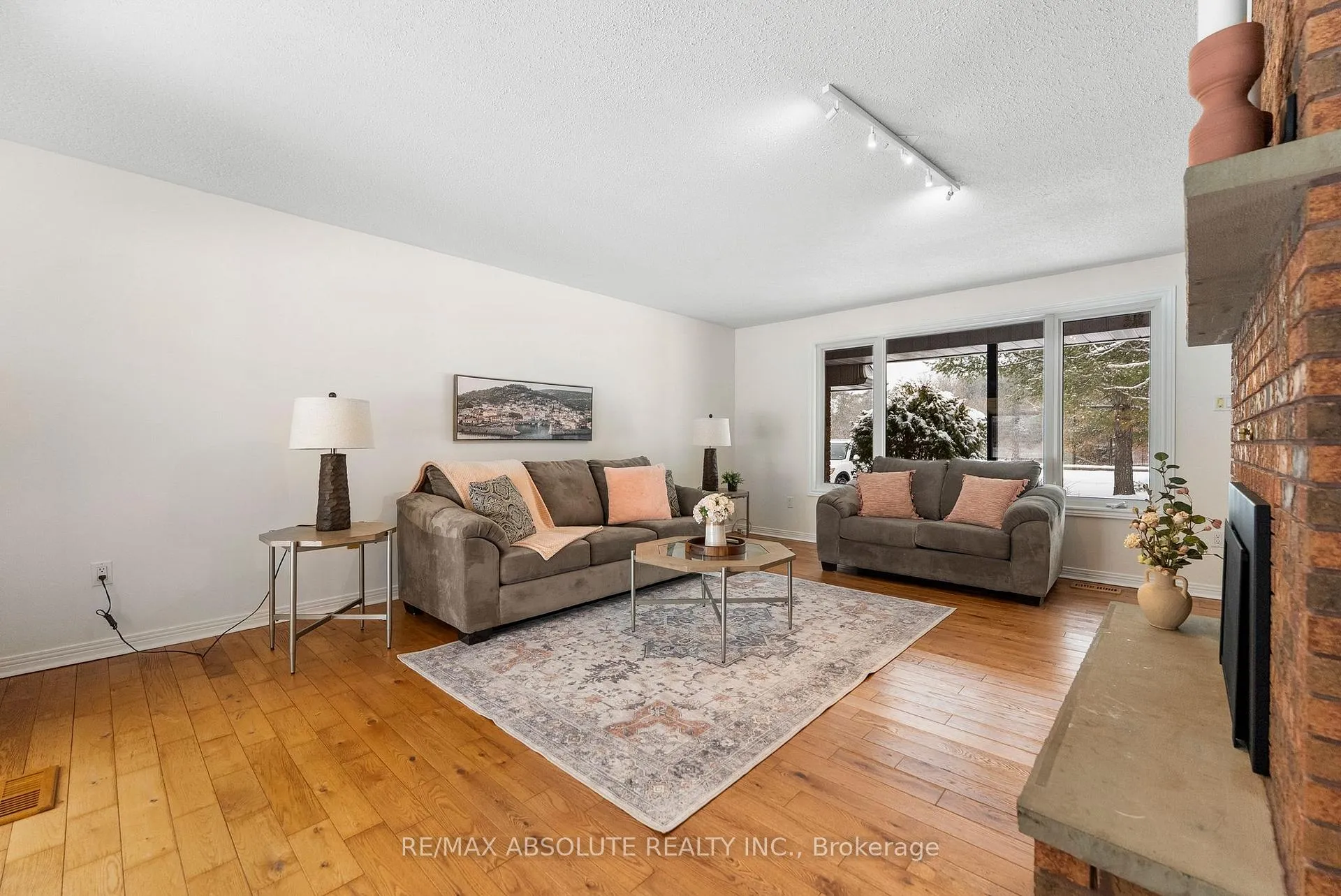 Photo 9 of 213 Calabogie Road, McNab/Braeside, Mcnab/Braeside Twps — HOMEH