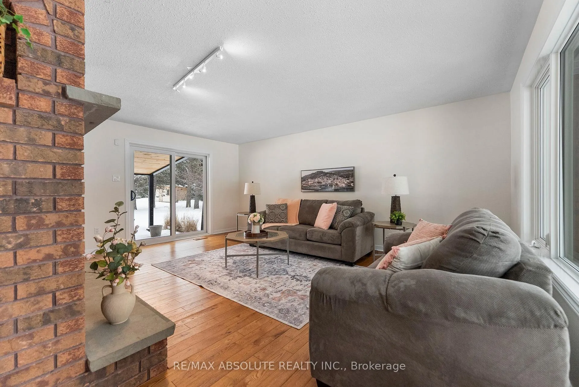 Photo 10 of 213 Calabogie Road, McNab/Braeside, Mcnab/Braeside Twps — HOMEH
