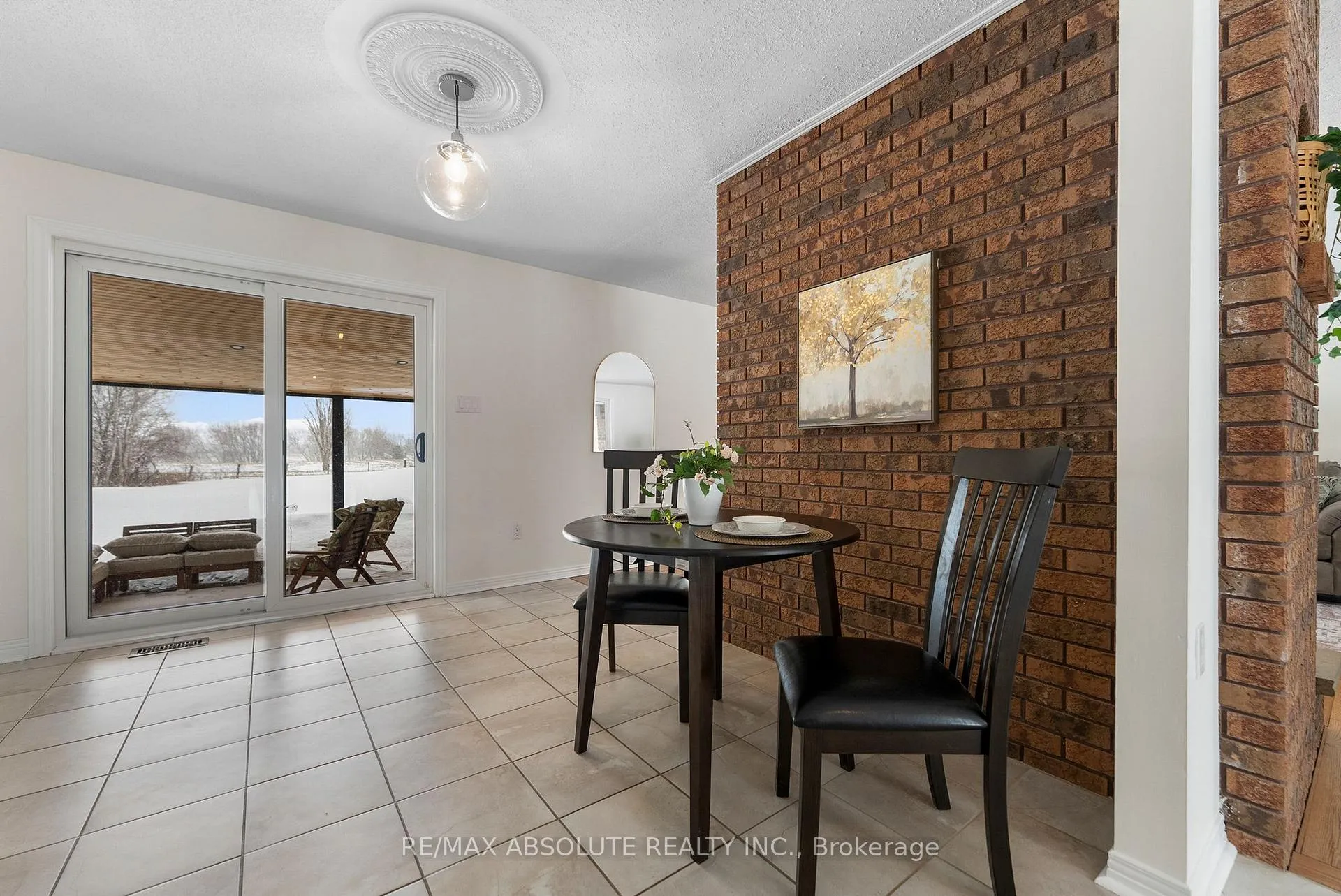 Photo 15 of 213 Calabogie Road, McNab/Braeside, Mcnab/Braeside Twps — HOMEH