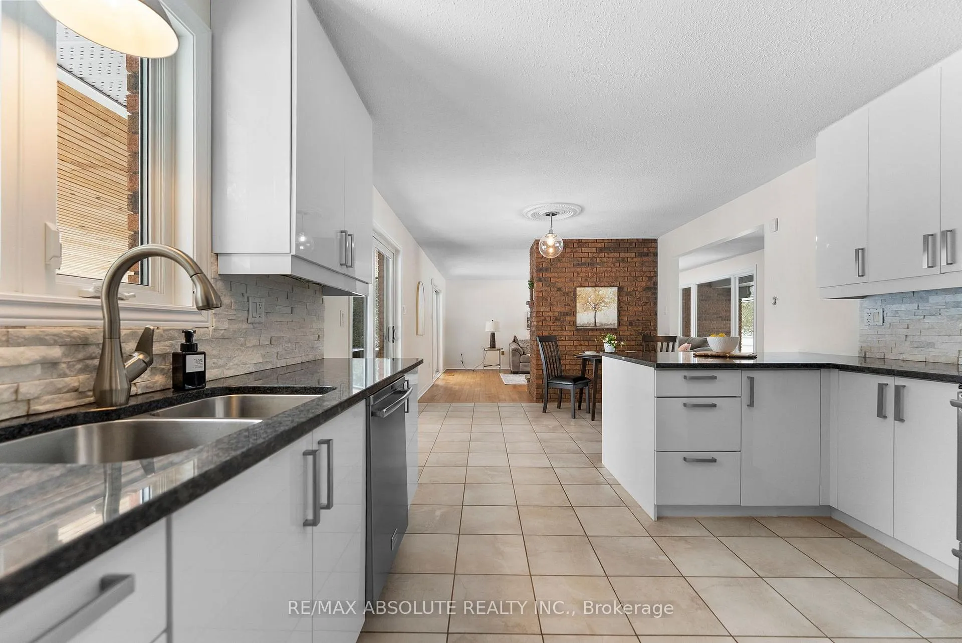 Photo 16 of 213 Calabogie Road, McNab/Braeside, Mcnab/Braeside Twps — HOMEH