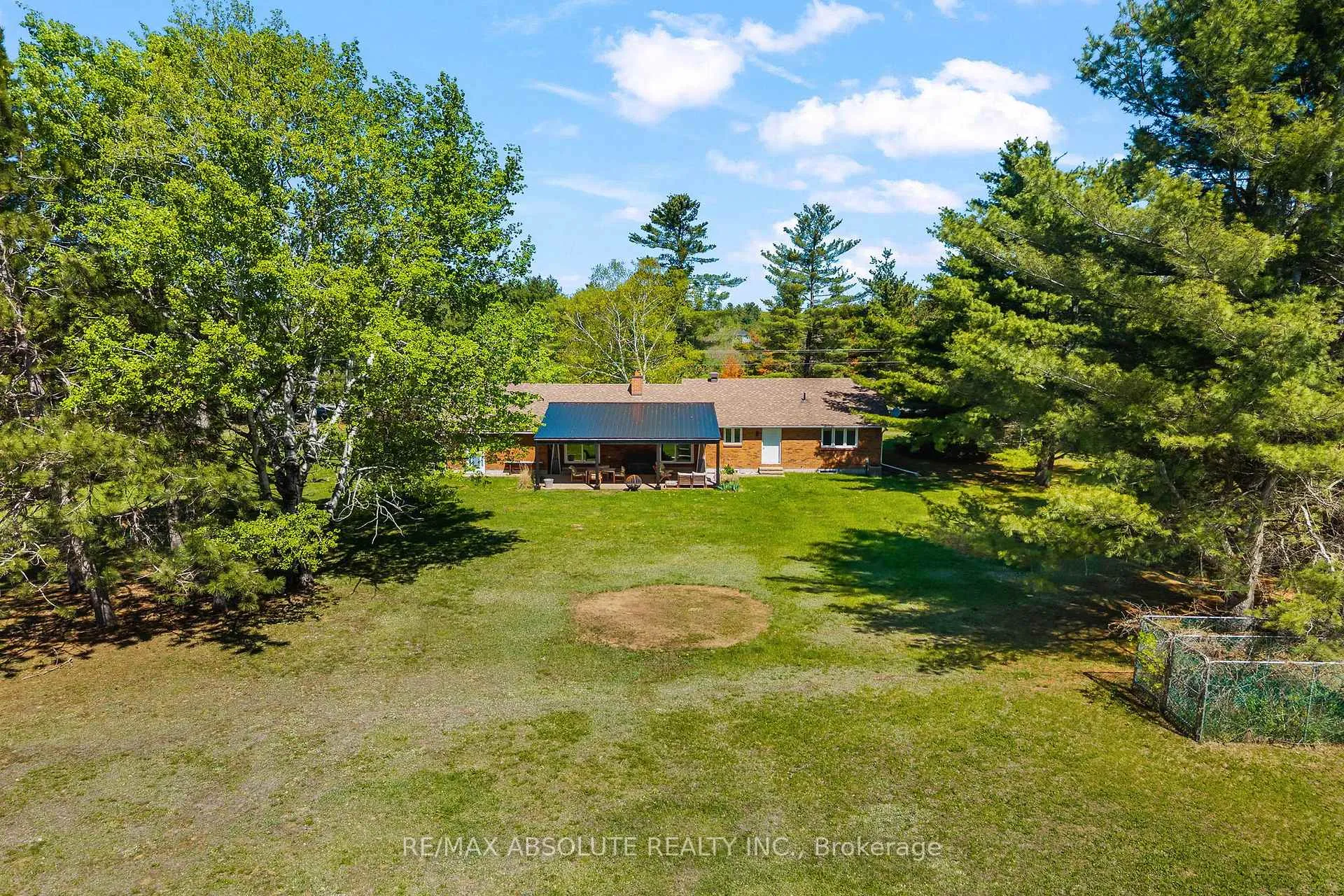 Photo 32 of 213 Calabogie Road, McNab/Braeside, Mcnab/Braeside Twps — HOMEH