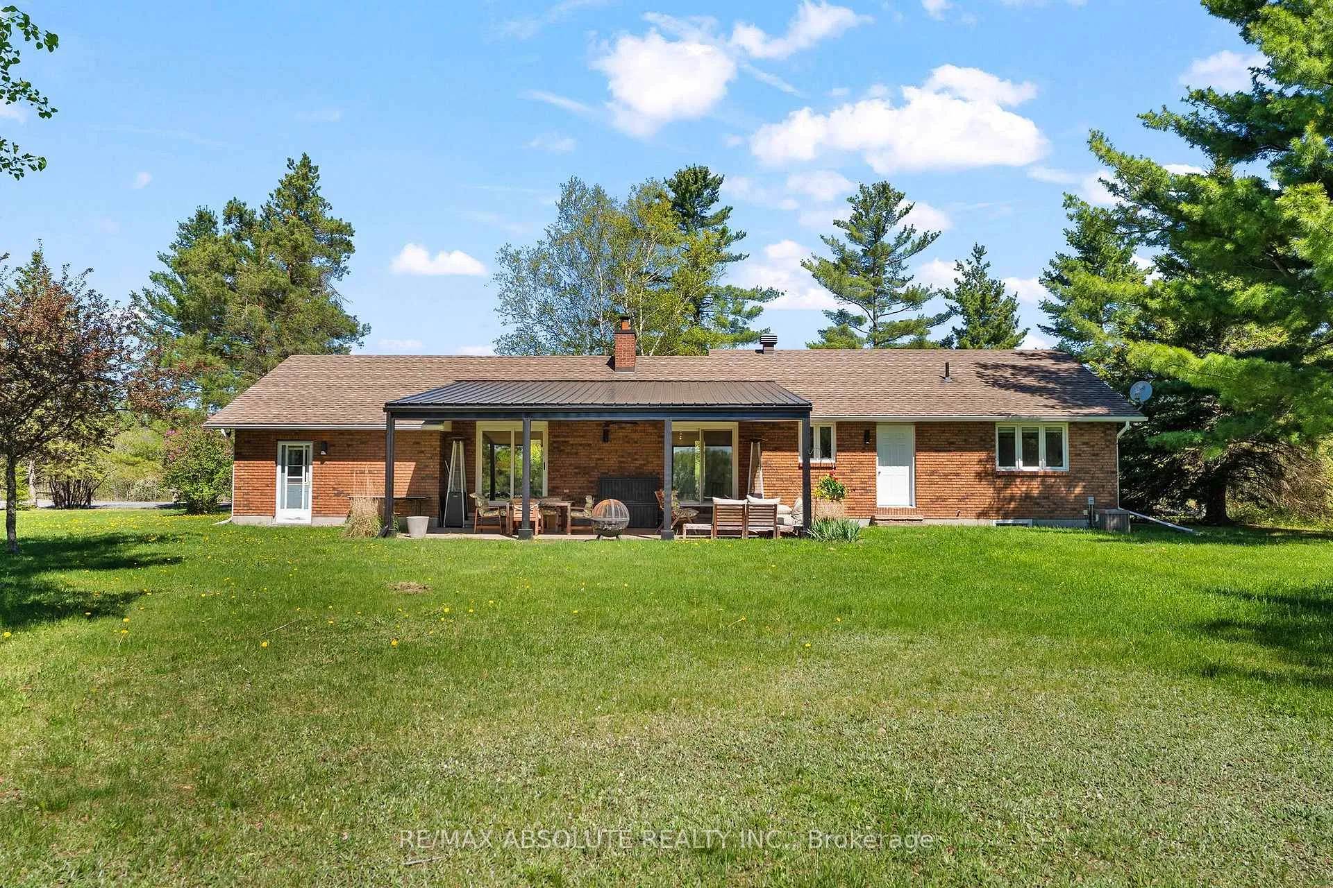Photo 35 of 213 Calabogie Road, McNab/Braeside, Mcnab/Braeside Twps — HOMEH