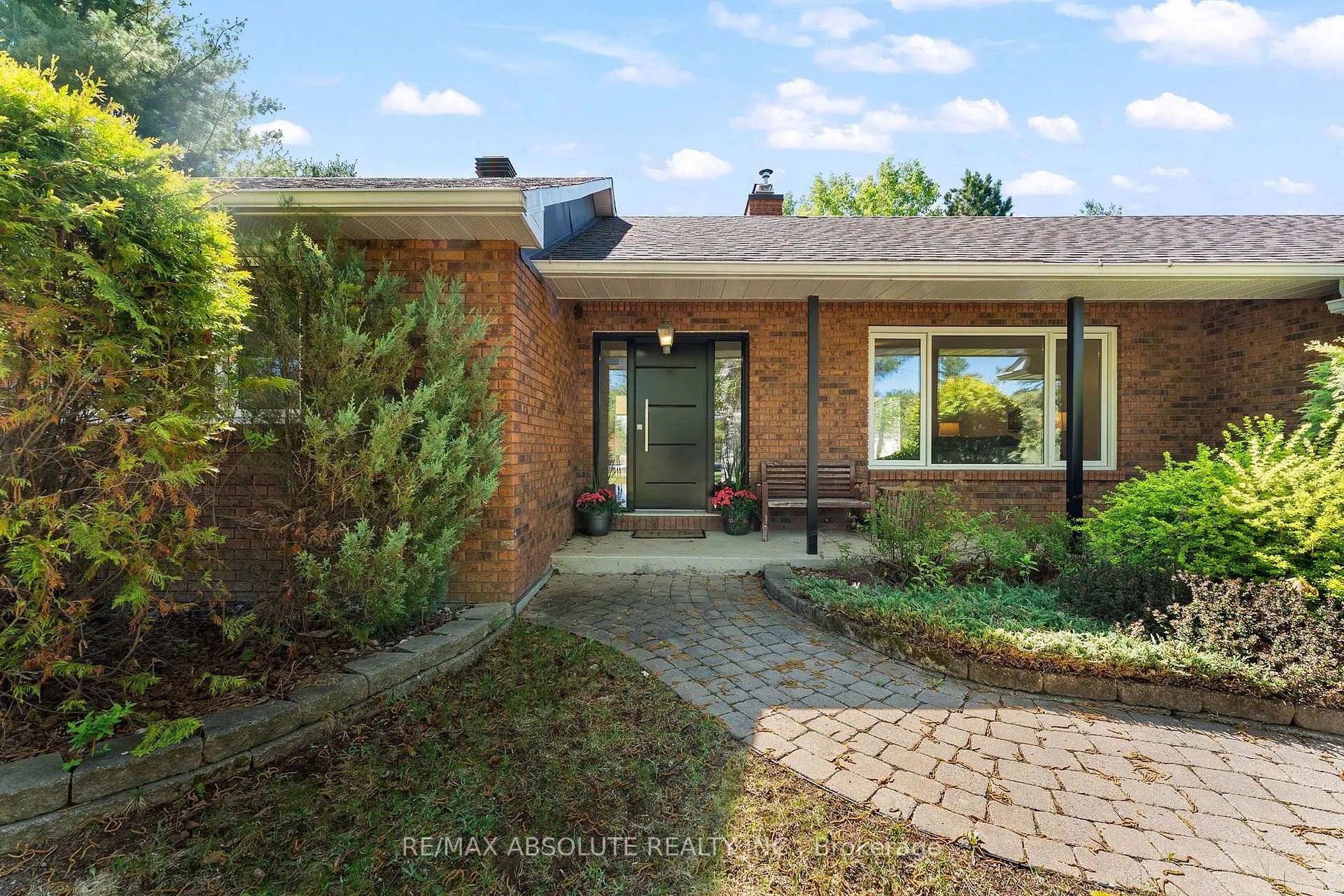 Photo 36 of 213 Calabogie Road, McNab/Braeside, Mcnab/Braeside Twps — HOMEH