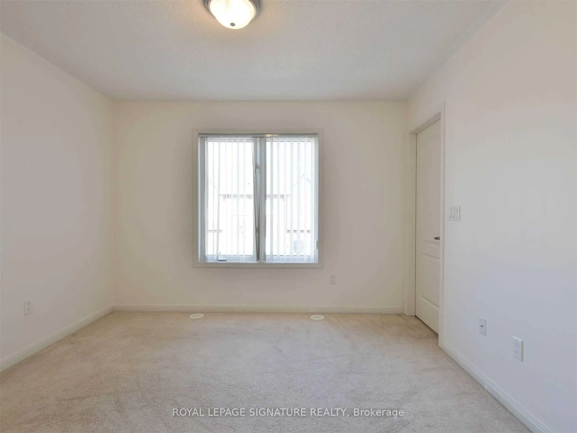 Photo 6 of Unit 6, 3135 Boxford Crescent, Mississauga, Churchill Meadows — HOMEH