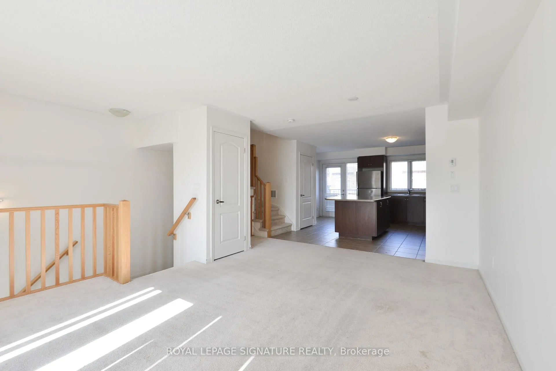 Photo 8 of Unit 6, 3135 Boxford Crescent, Mississauga, Churchill Meadows — HOMEH