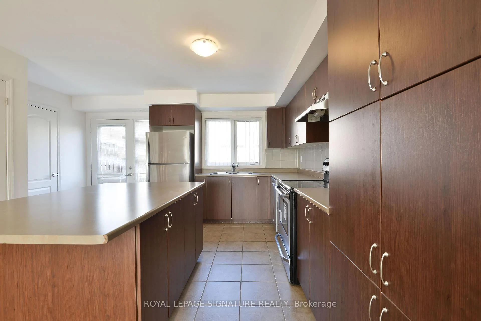 Photo 16 of Unit 6, 3135 Boxford Crescent, Mississauga, Churchill Meadows — HOMEH