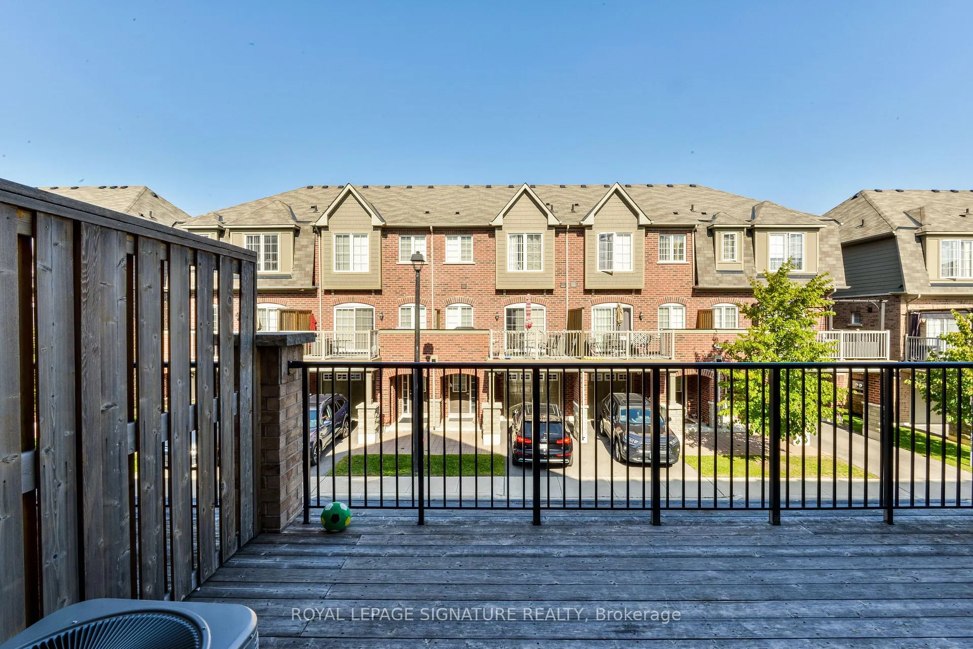 Photo 17 of Unit 6, 3135 Boxford Crescent, Mississauga, Churchill Meadows — HOMEH
