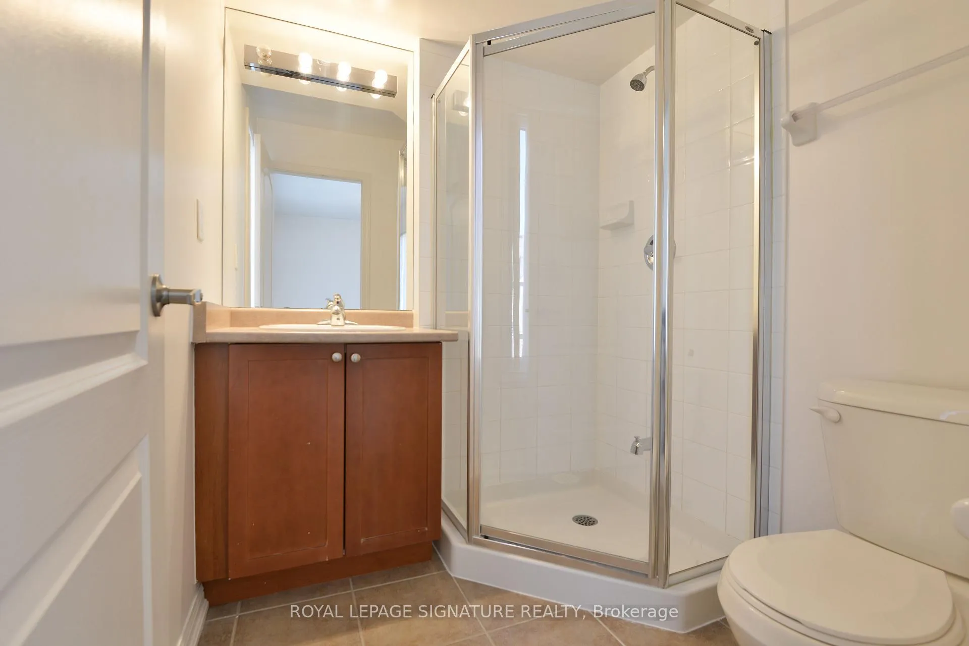 Photo 24 of Unit 6, 3135 Boxford Crescent, Mississauga, Churchill Meadows — HOMEH