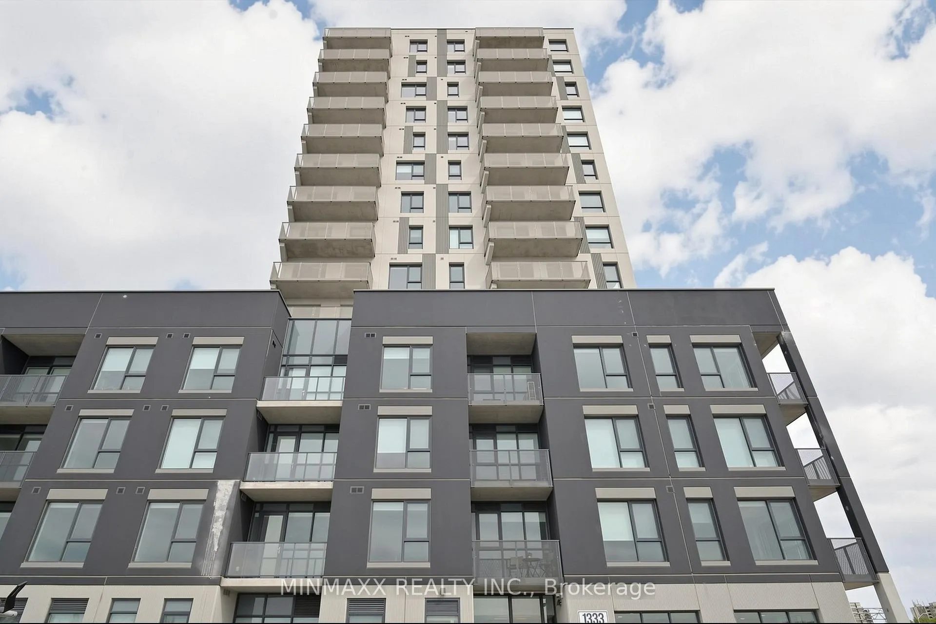 Photo 2 of Unit 710, 1333 Weber Street E, Kitchener, Stanley Park — HOMEH