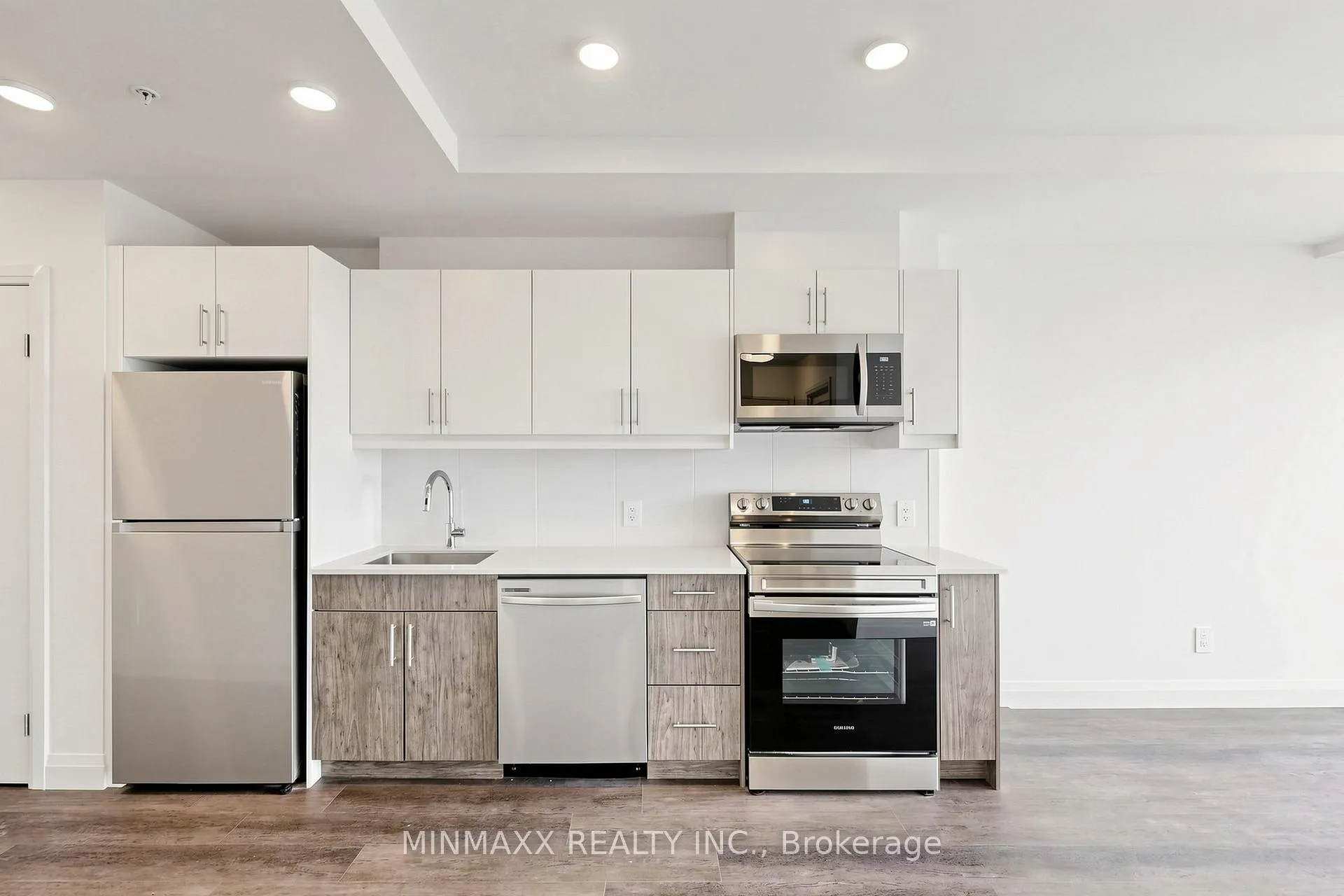 Photo 14 of Unit 710, 1333 Weber Street E, Kitchener, Stanley Park — HOMEH