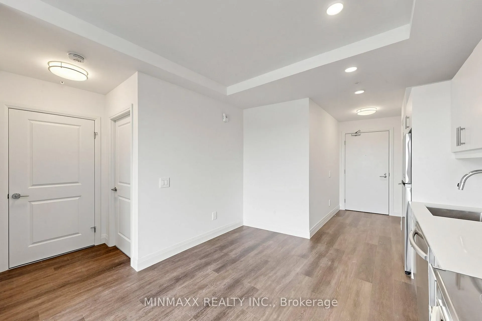 Photo 15 of Unit 710, 1333 Weber Street E, Kitchener, Stanley Park — HOMEH