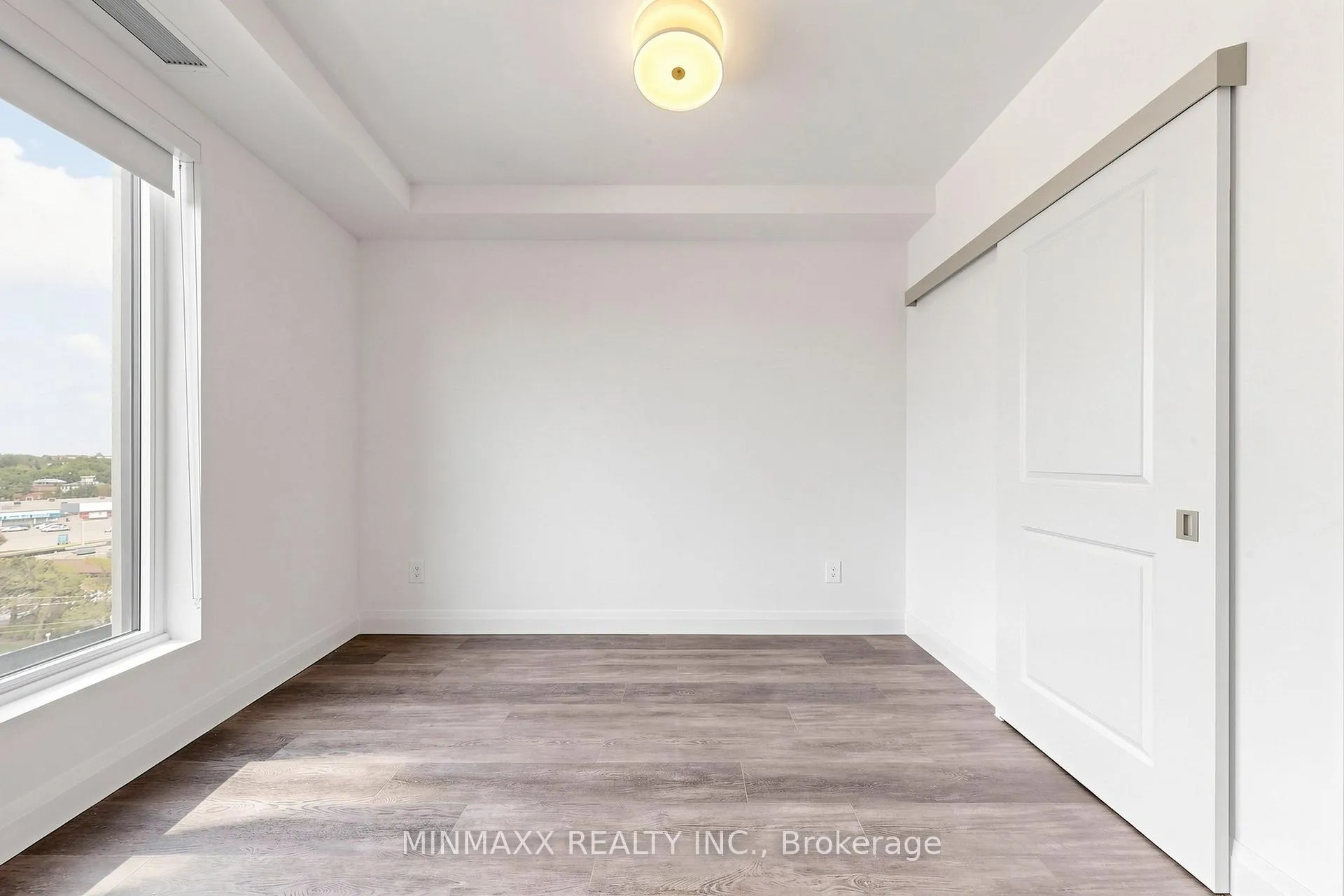Photo 19 of Unit 710, 1333 Weber Street E, Kitchener, Stanley Park — HOMEH