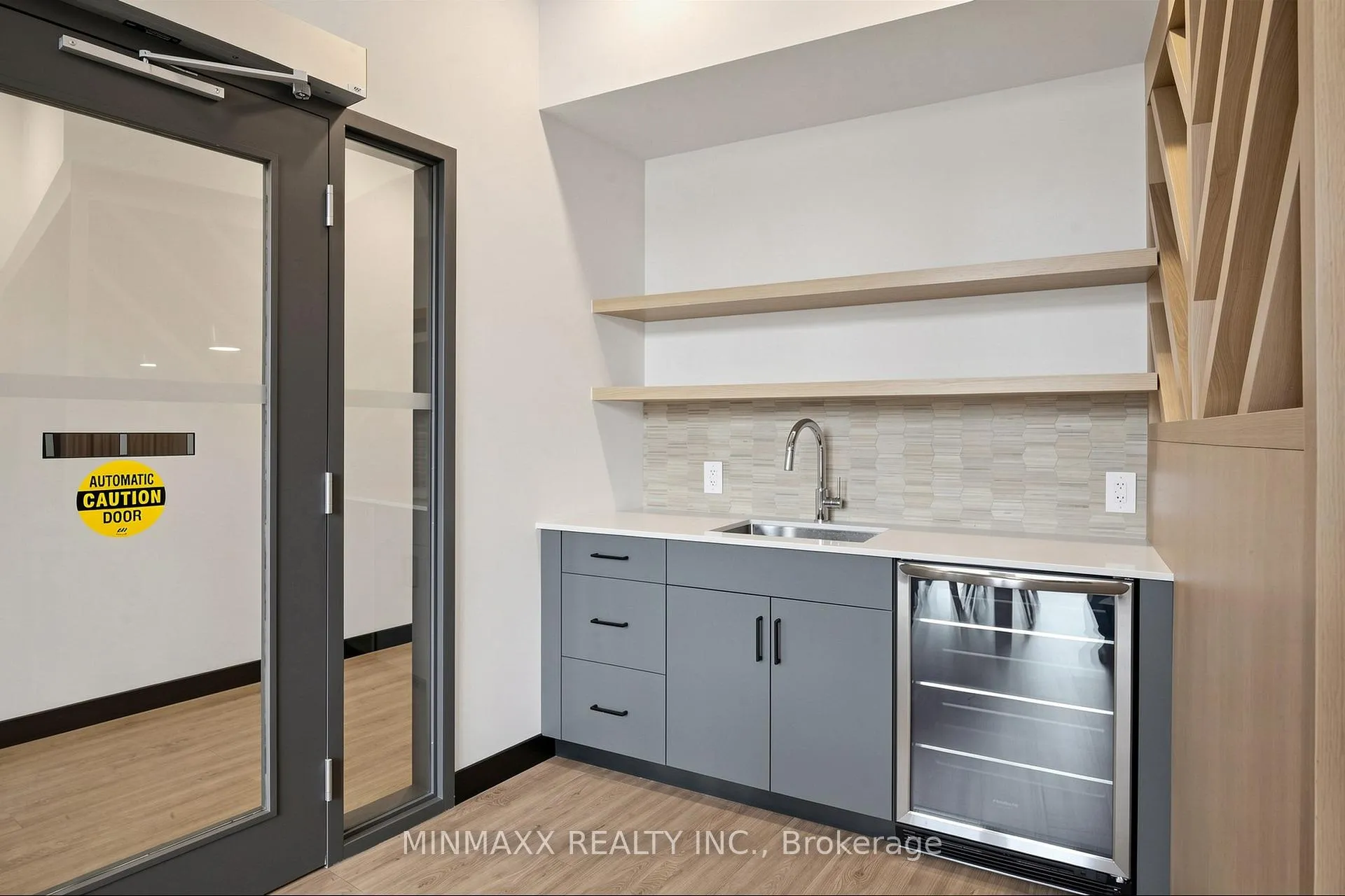 Photo 43 of Unit 710, 1333 Weber Street E, Kitchener, Stanley Park — HOMEH