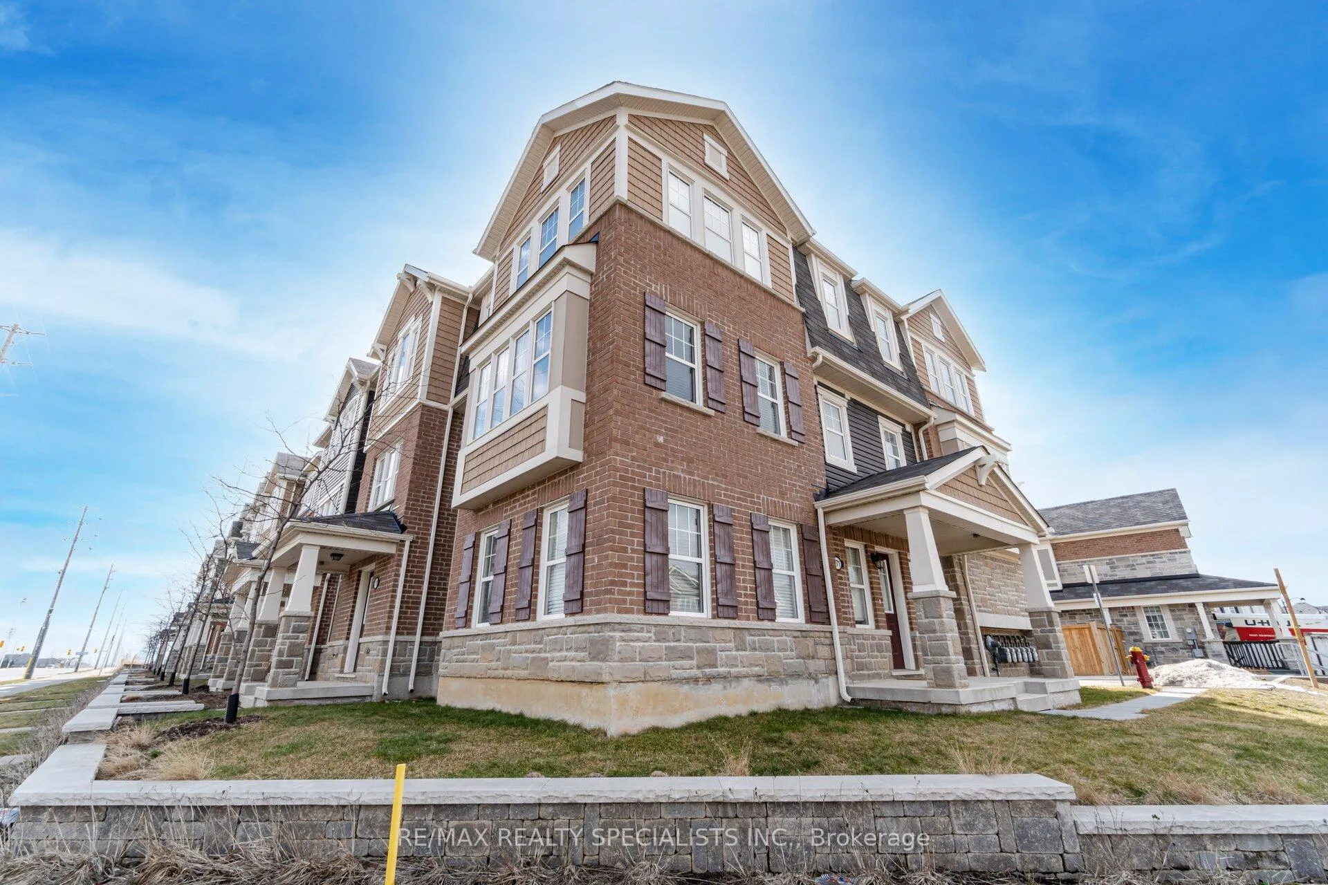 Photo 1 of Unit 171, 1000 Asleton Boulevard, Milton, Willmott — HOMEH