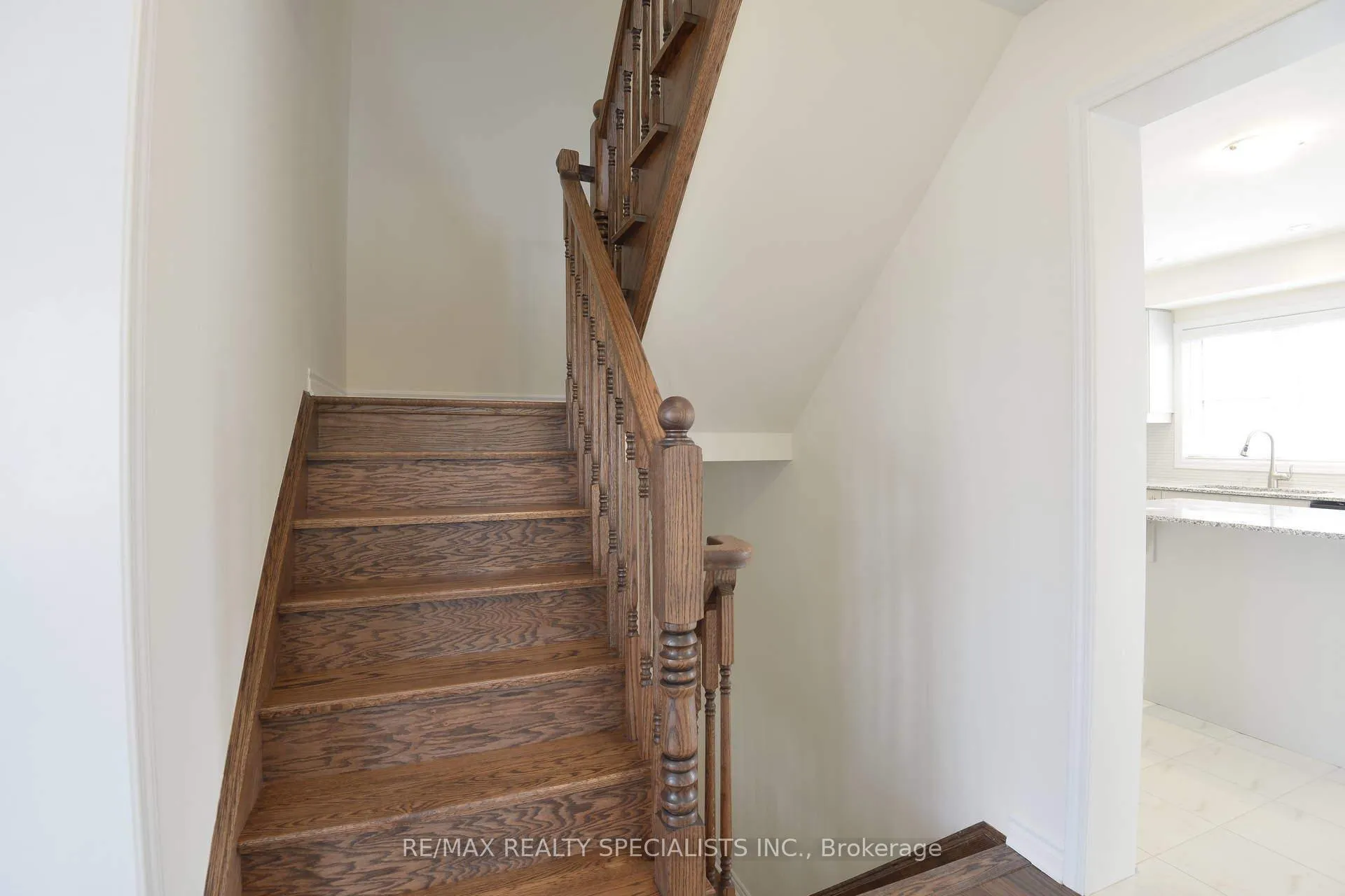 Photo 20 of Unit 171, 1000 Asleton Boulevard, Milton, Willmott — HOMEH