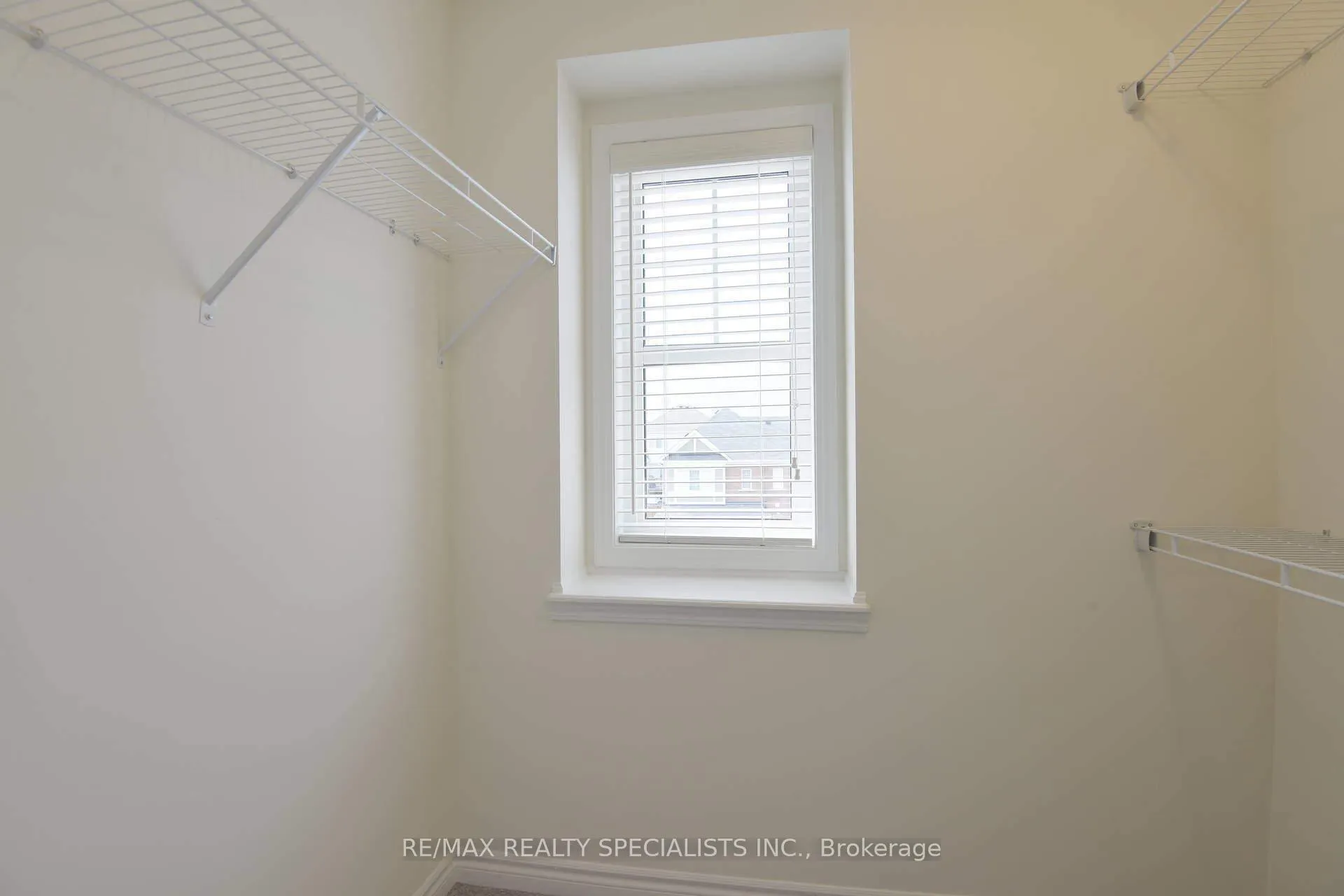 Photo 24 of Unit 171, 1000 Asleton Boulevard, Milton, Willmott — HOMEH