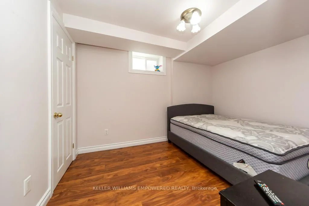 Photo 17 of Unit basement, 44 Northumberland Street, Toronto, Dovercourt-Wallace Emerson-Junction — HOMEH