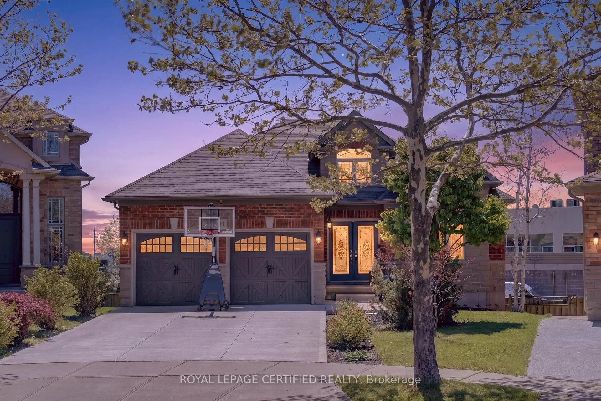 Photo 3 of 91 Candlewood Drive, Hamilton, Stoney Creek Mountain — HOMEH