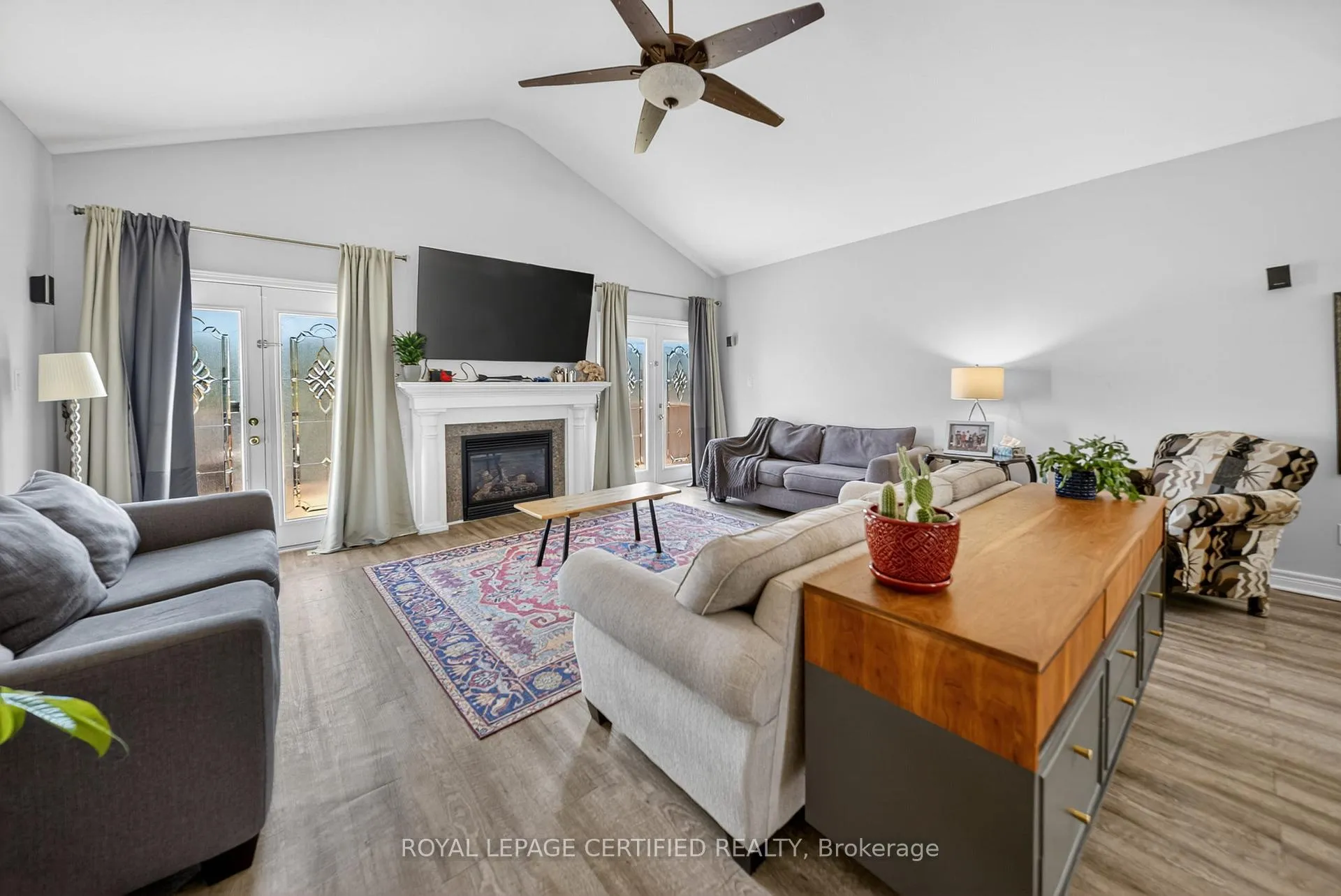 Photo 13 of 91 Candlewood Drive, Hamilton, Stoney Creek Mountain — HOMEH