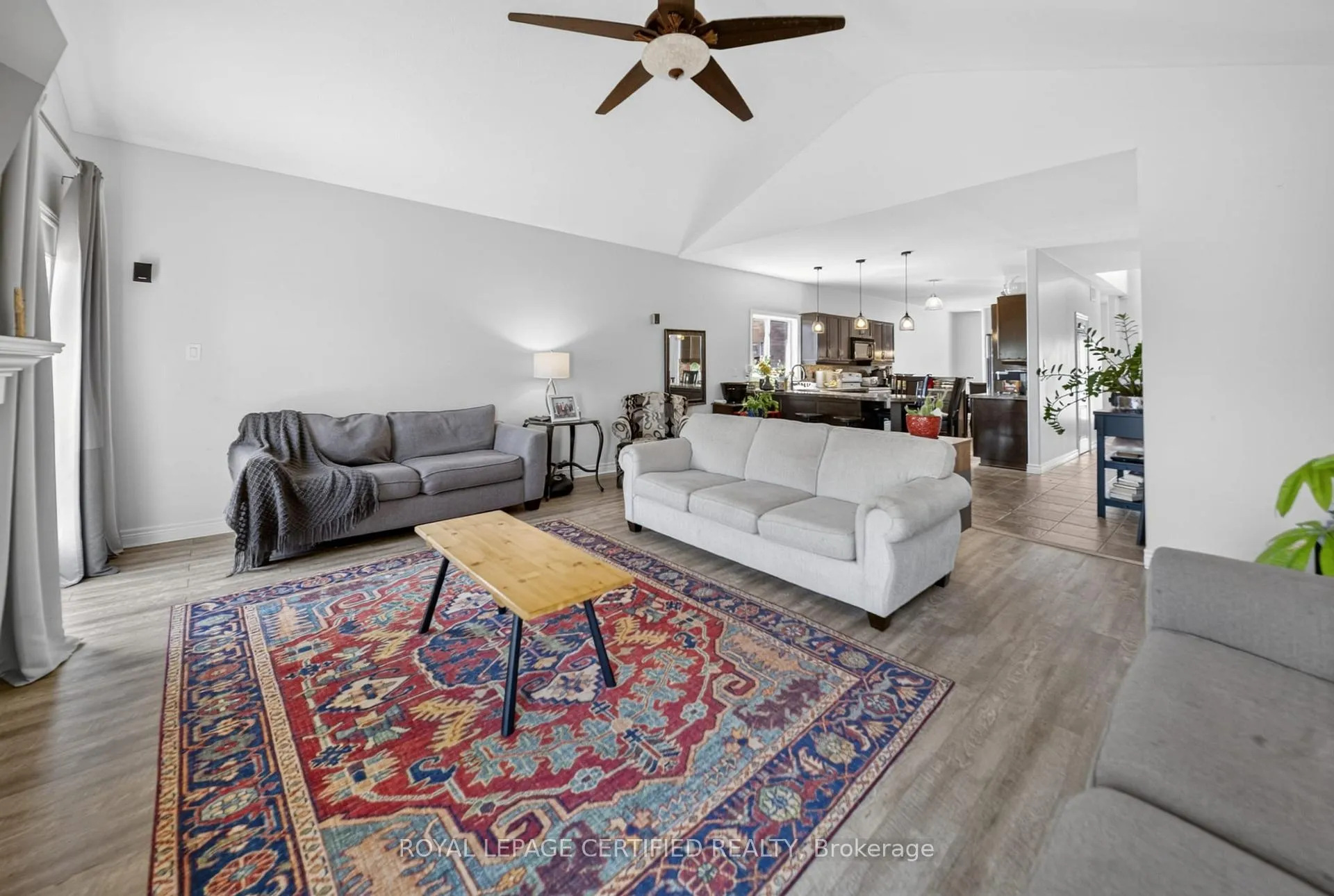 Photo 14 of 91 Candlewood Drive, Hamilton, Stoney Creek Mountain — HOMEH