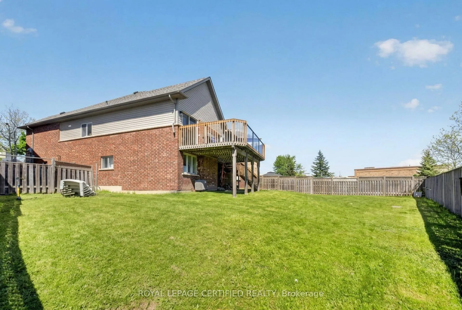 Photo 38 of 91 Candlewood Drive, Hamilton, Stoney Creek Mountain — HOMEH