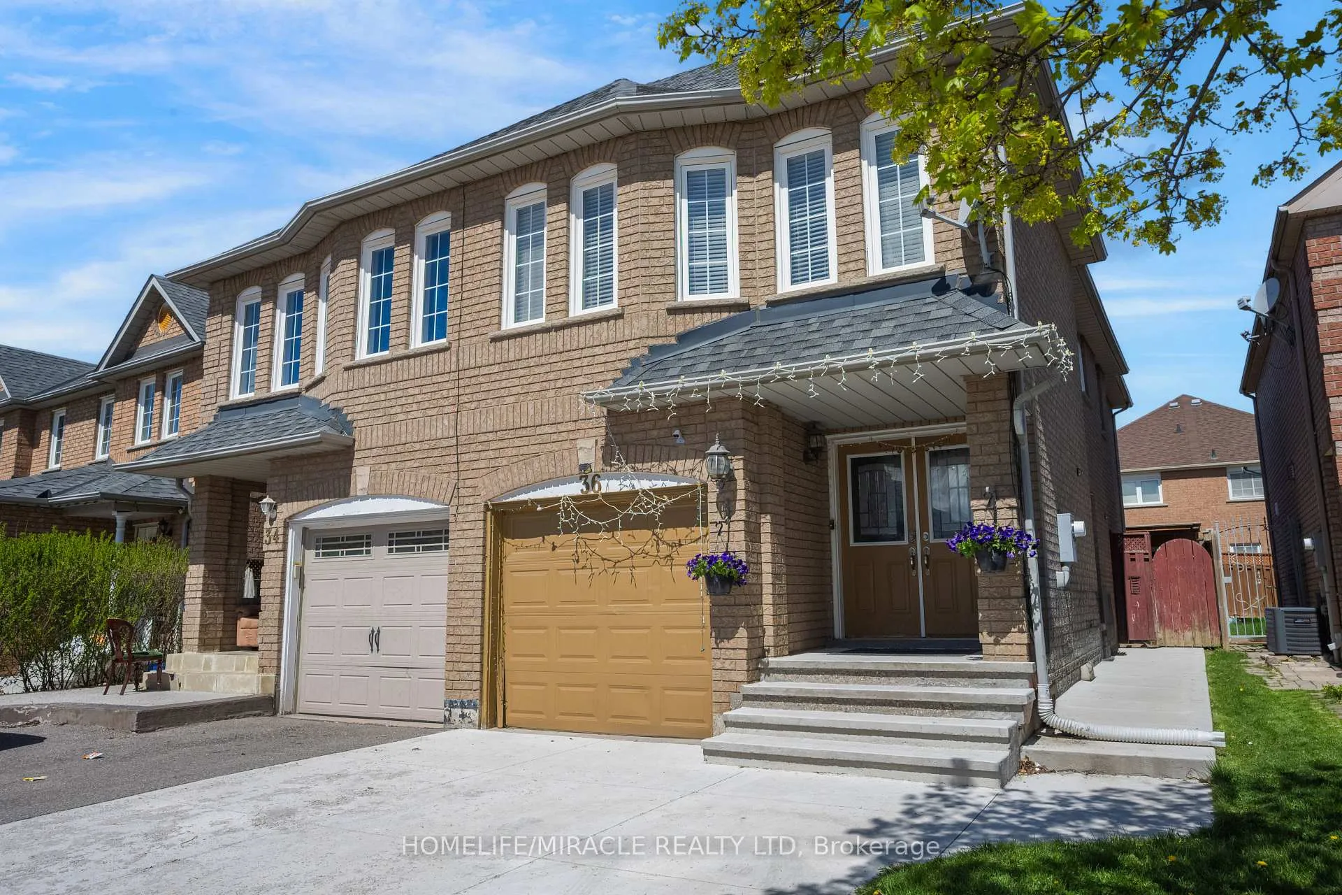 Photo 1 of 36 Herkes Drive, Brampton, Fletcher's West — HOMEH