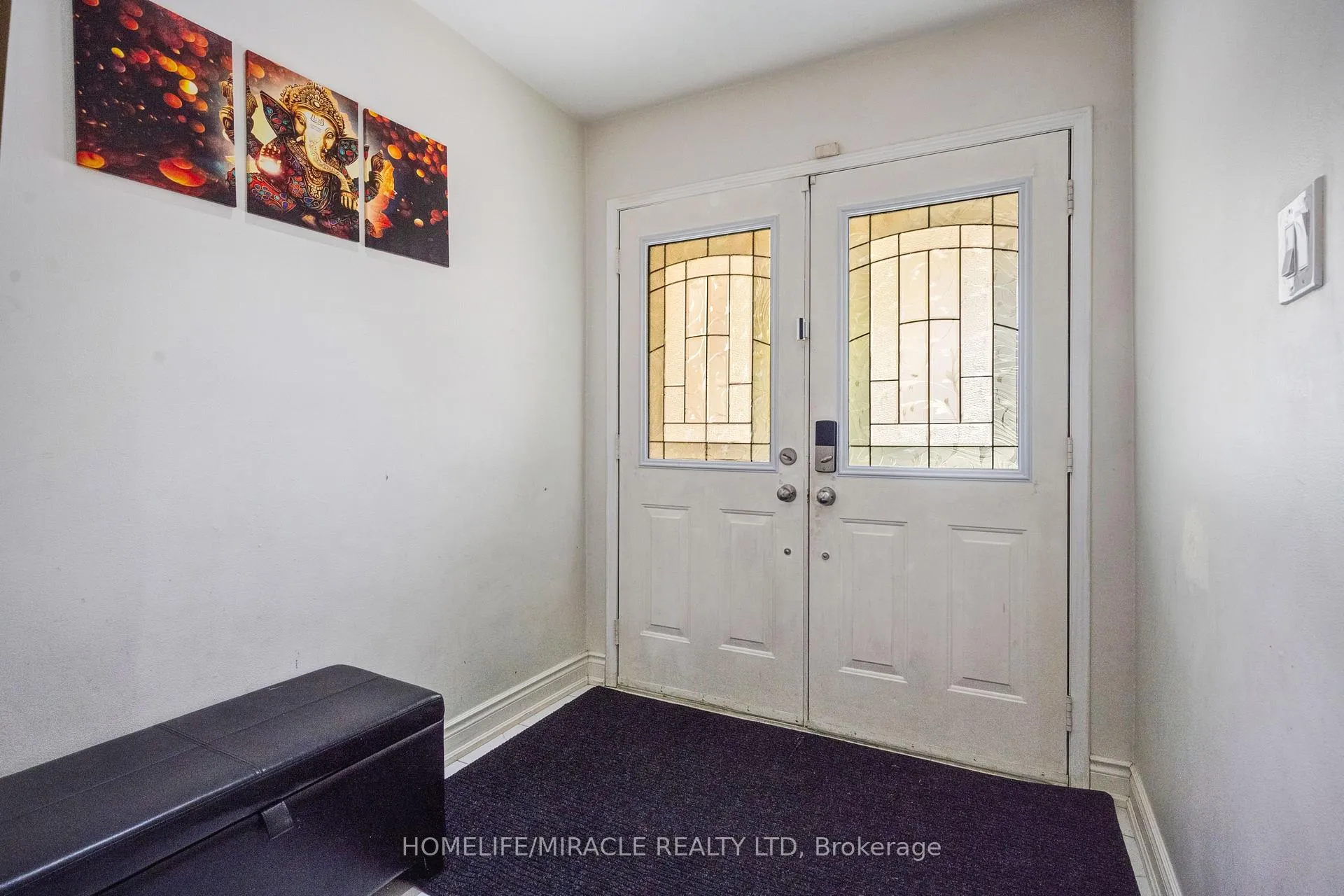 Photo 7 of 36 Herkes Drive, Brampton, Fletcher's West — HOMEH