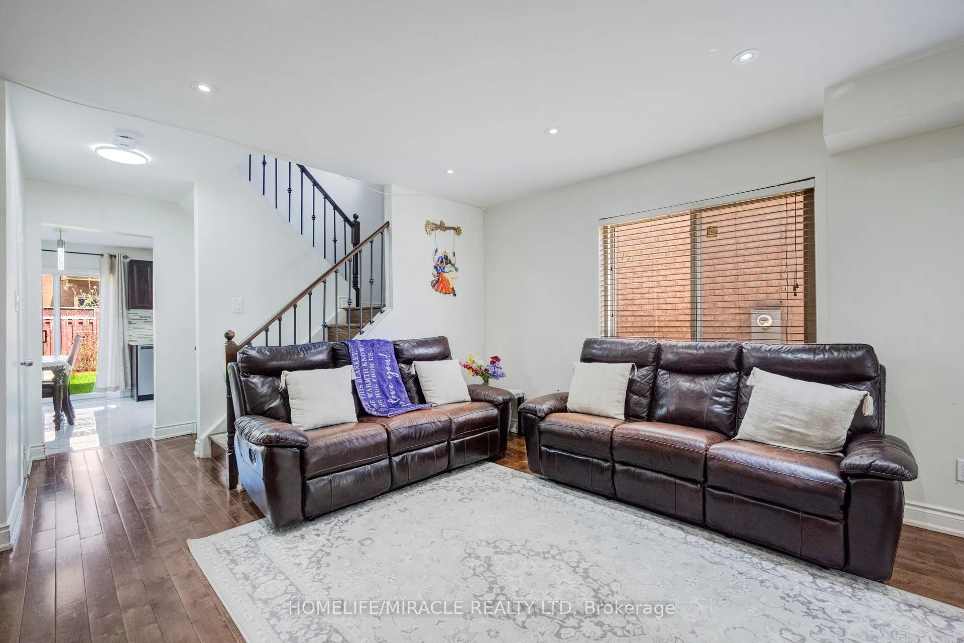 Photo 10 of 36 Herkes Drive, Brampton, Fletcher's West — HOMEH