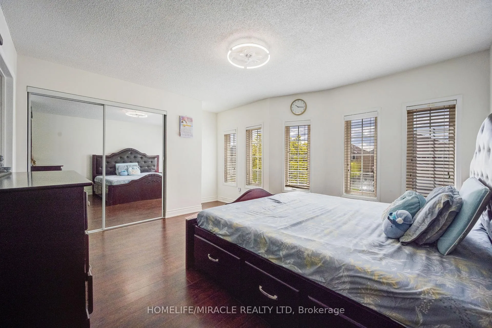 Photo 26 of 36 Herkes Drive, Brampton, Fletcher's West — HOMEH
