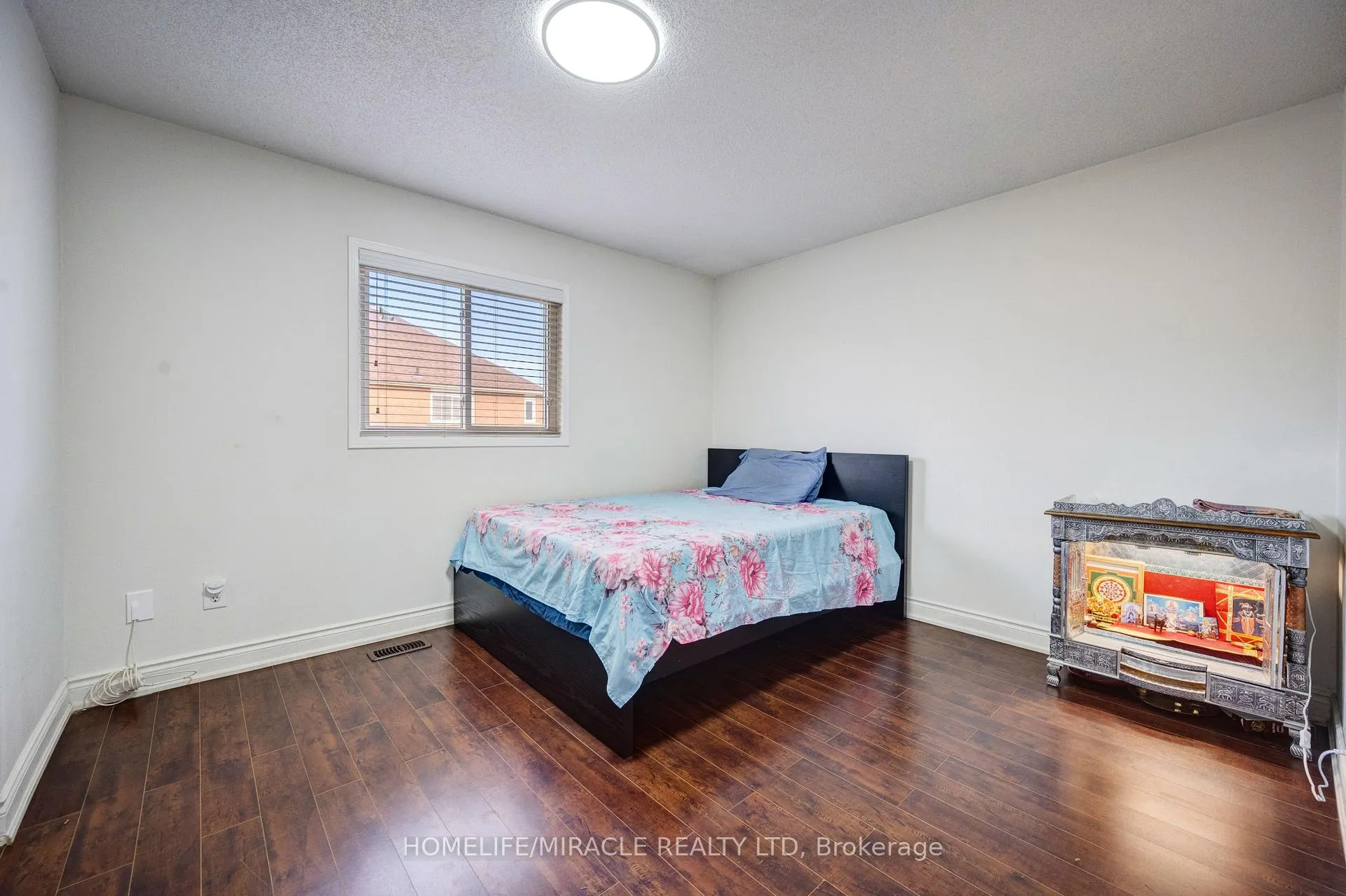 Photo 31 of 36 Herkes Drive, Brampton, Fletcher's West — HOMEH