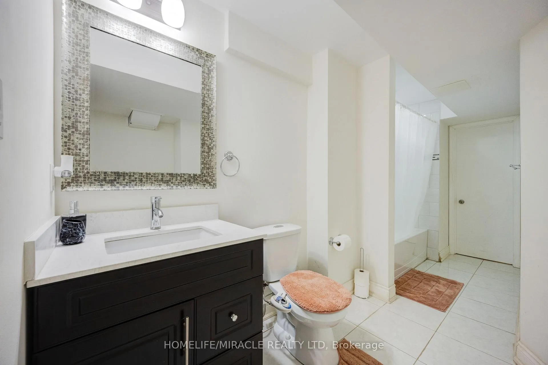 Photo 46 of 36 Herkes Drive, Brampton, Fletcher's West — HOMEH