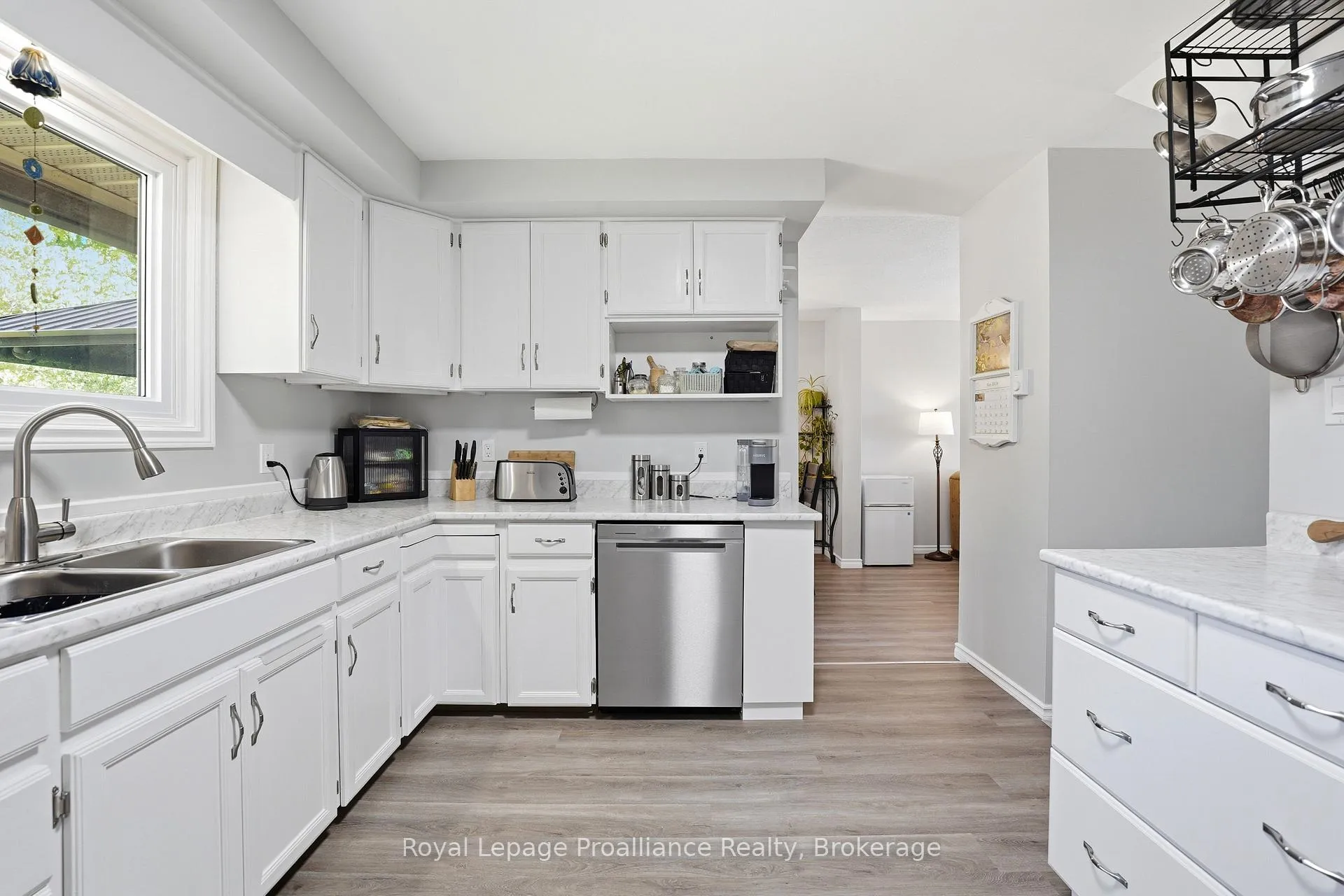 Photo 11 of 63 O'Hare Street, Belleville, Belleville Ward — HOMEH