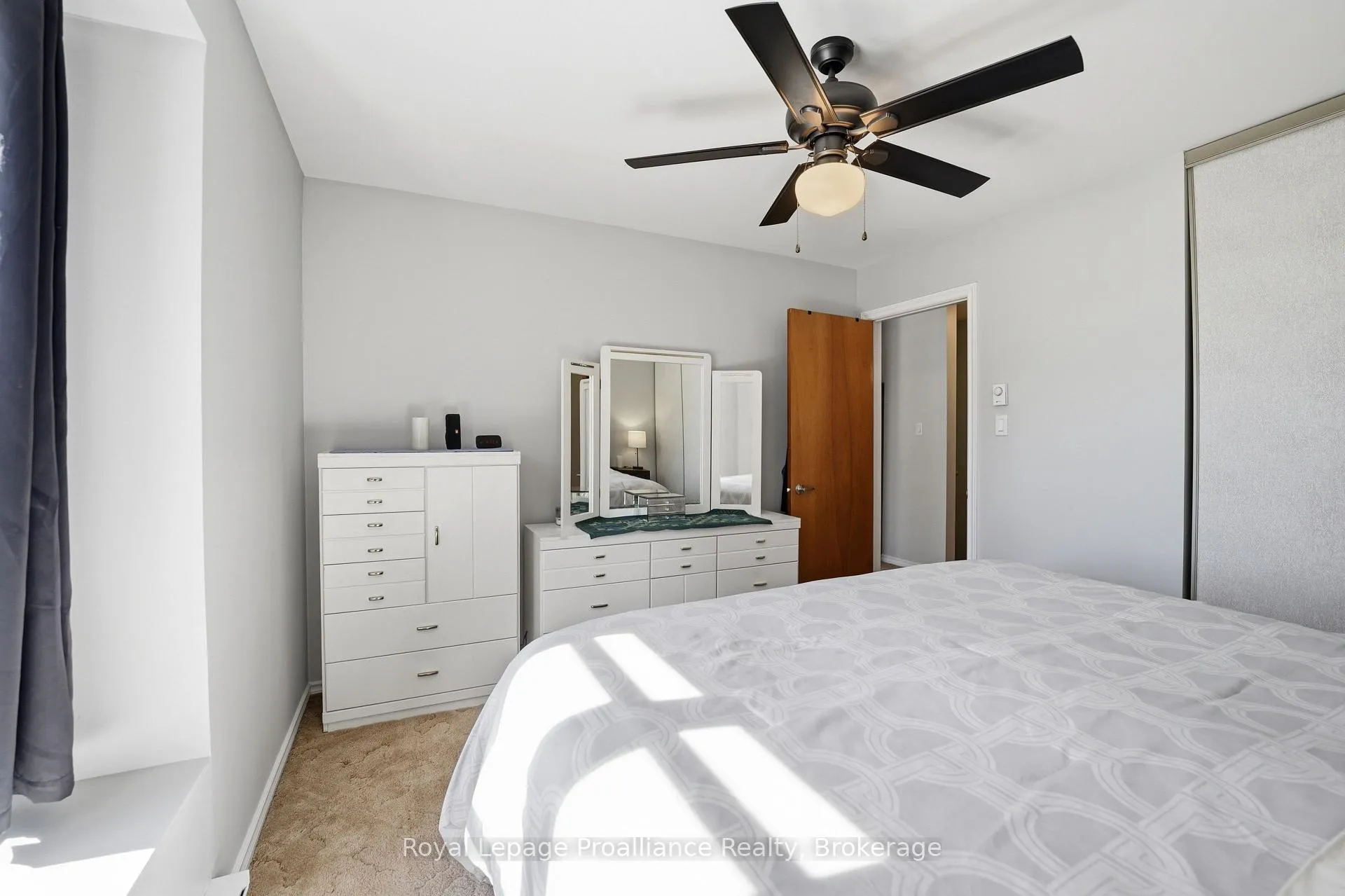 Photo 20 of 63 O'Hare Street, Belleville, Belleville Ward — HOMEH