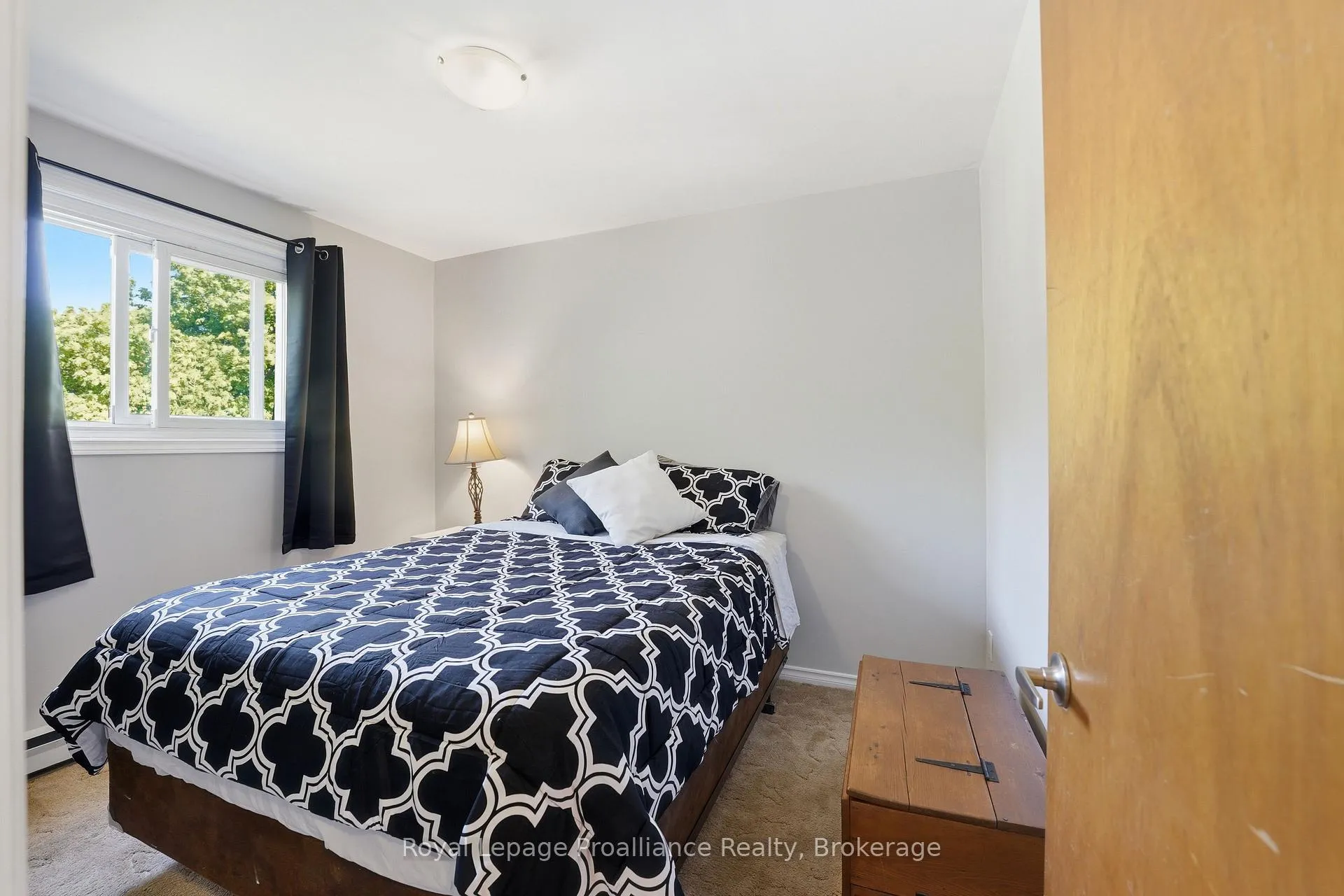 Photo 21 of 63 O'Hare Street, Belleville, Belleville Ward — HOMEH