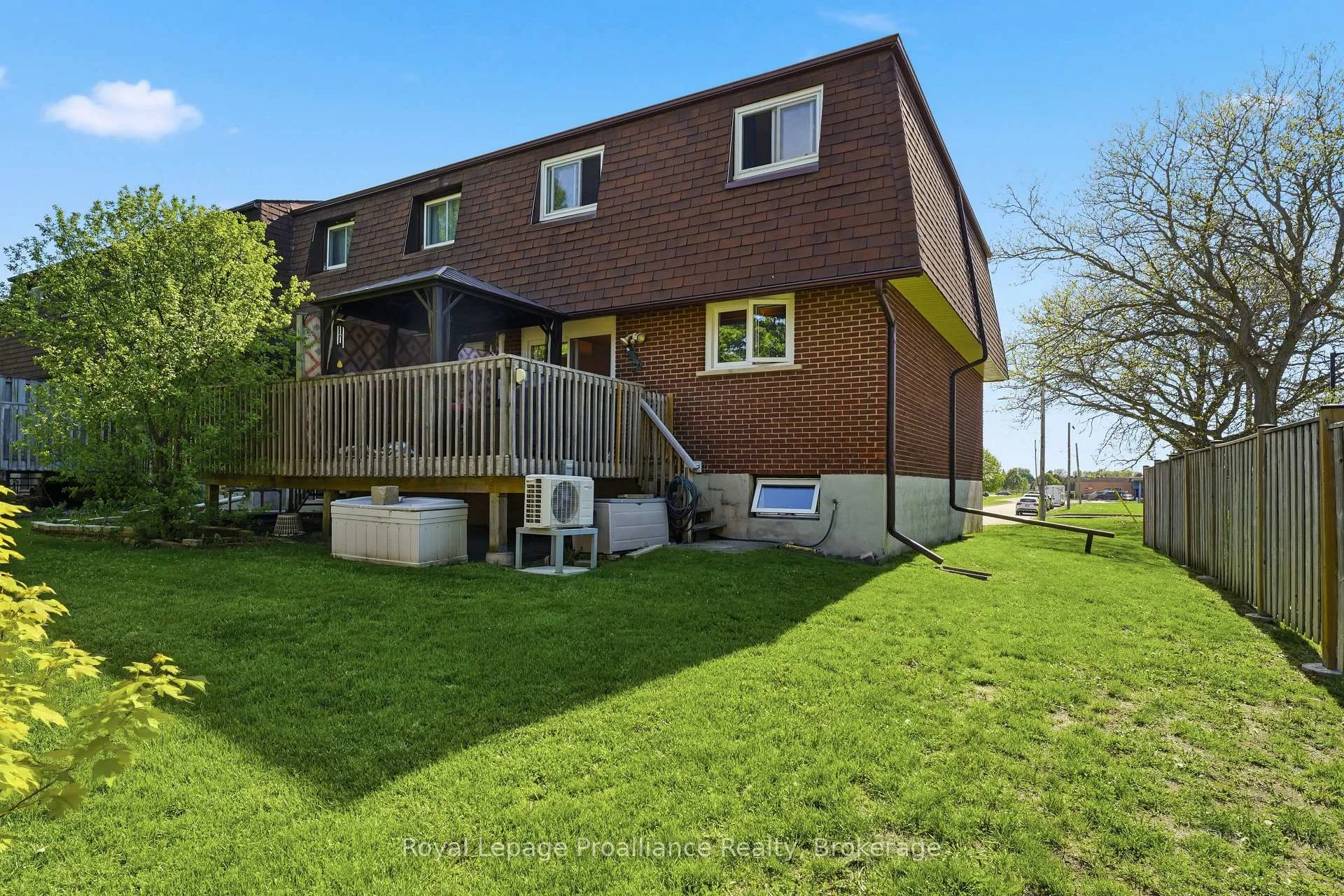 Photo 34 of 63 O'Hare Street, Belleville, Belleville Ward — HOMEH