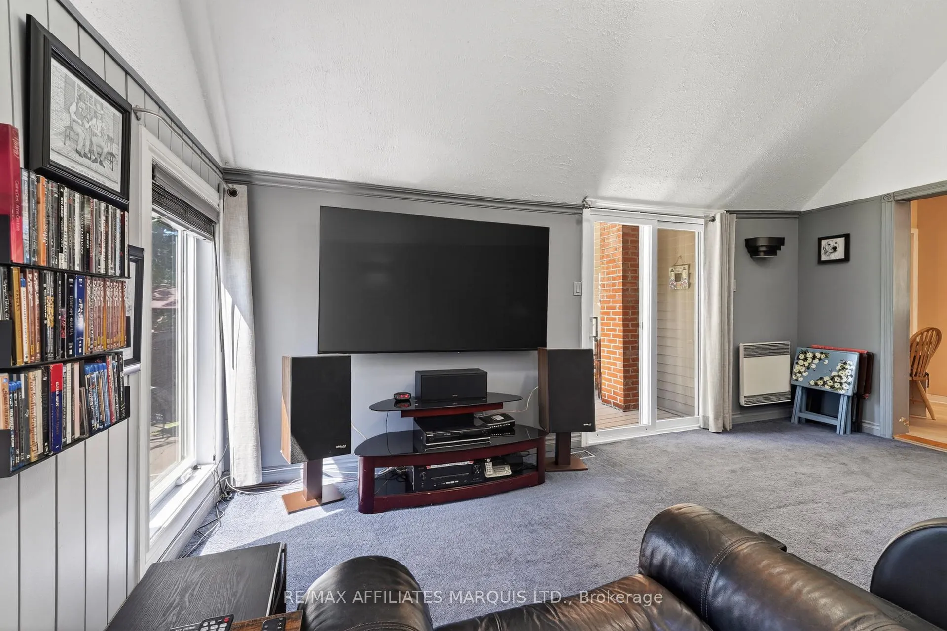 Photo 19 of 127 Lawrence Avenue, Cornwall — HOMEH
