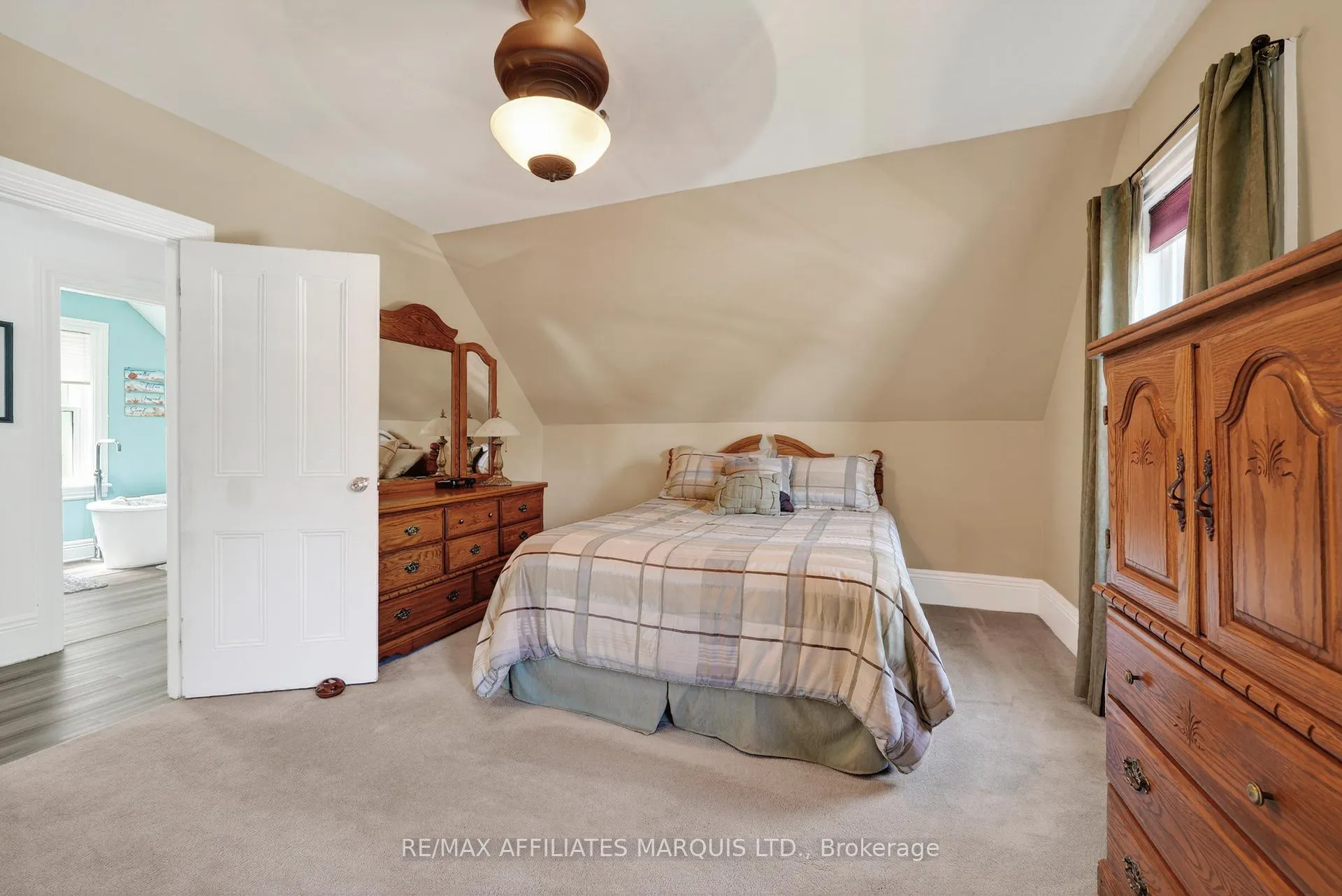 Photo 26 of 127 Lawrence Avenue, Cornwall — HOMEH