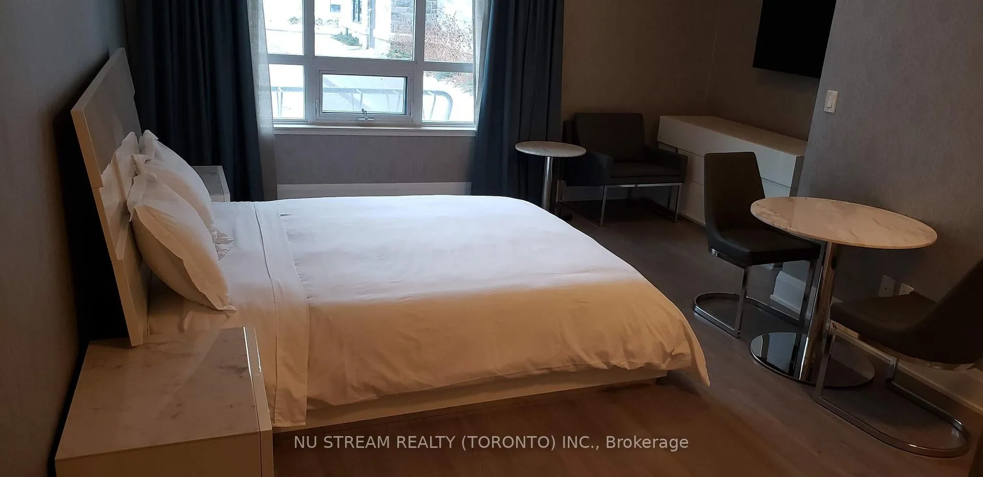 Photo 25 of Unit 1001, 15 Water Walk Drive, Markham, Unionville — HOMEH
