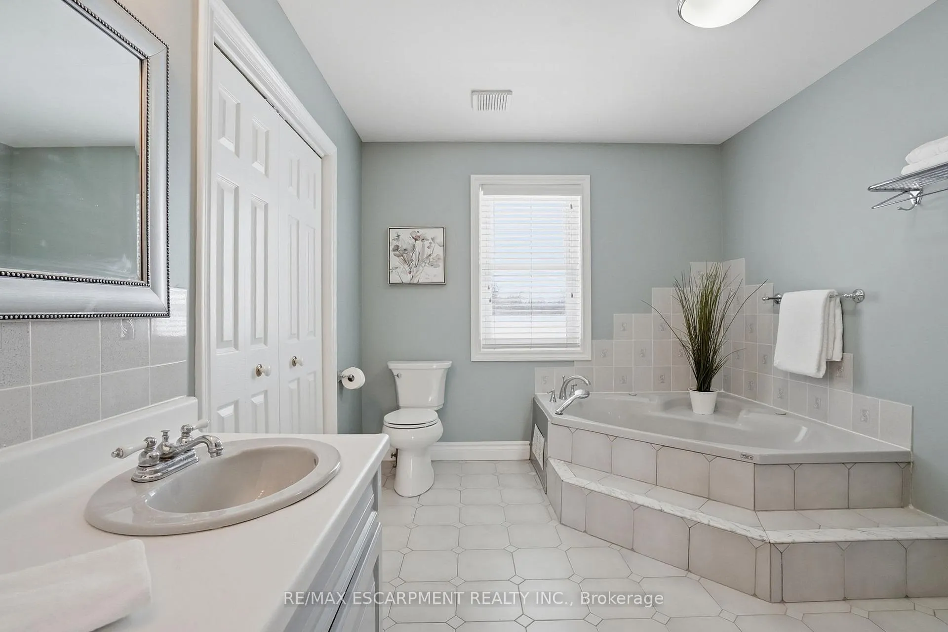 Photo 79 of 192 Concession 14 E, Hamilton, Rural Flamborough — HOMEH