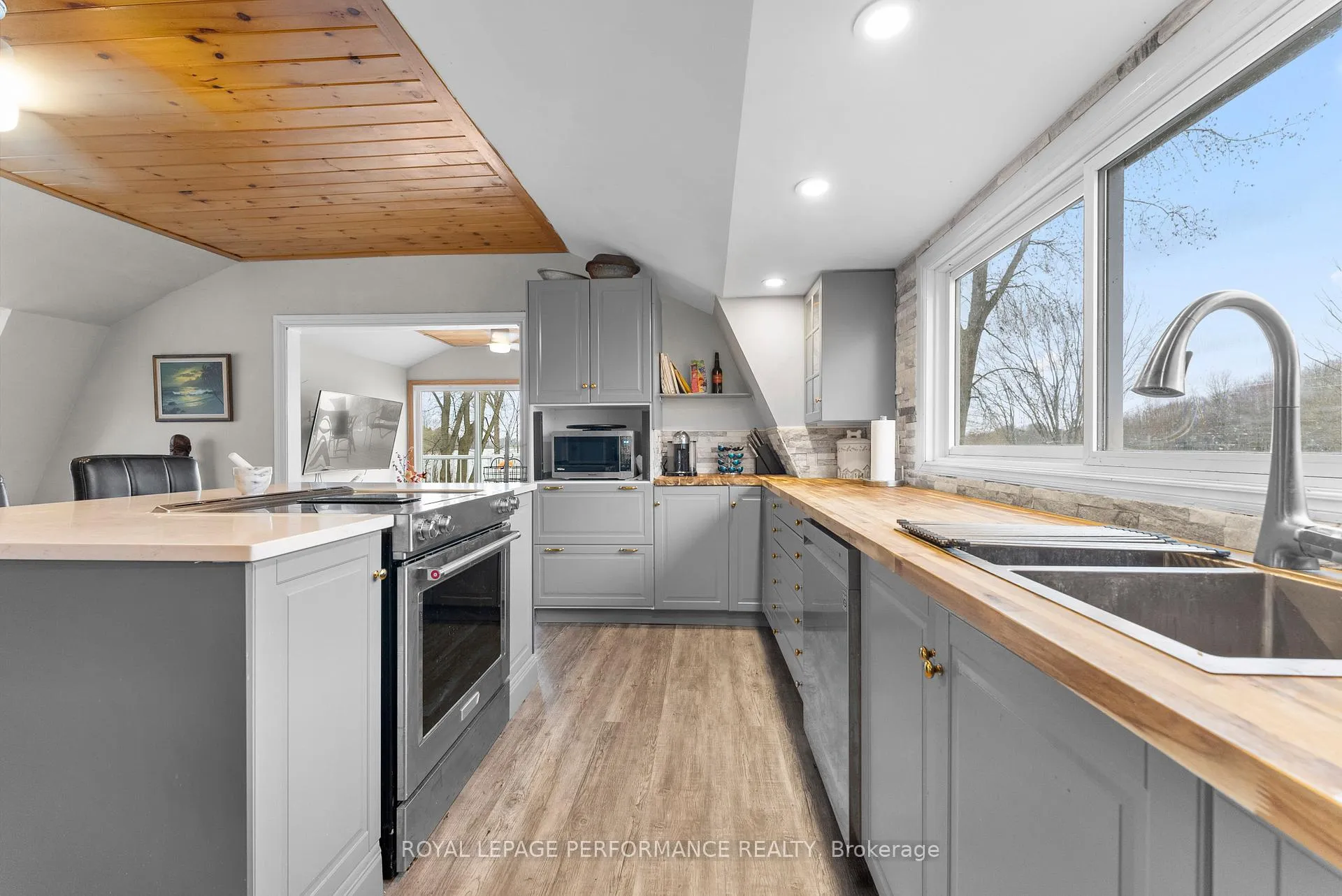 Photo 9 of 1930 Sunbury Road, Frontenac, Frontenac South — HOMEH