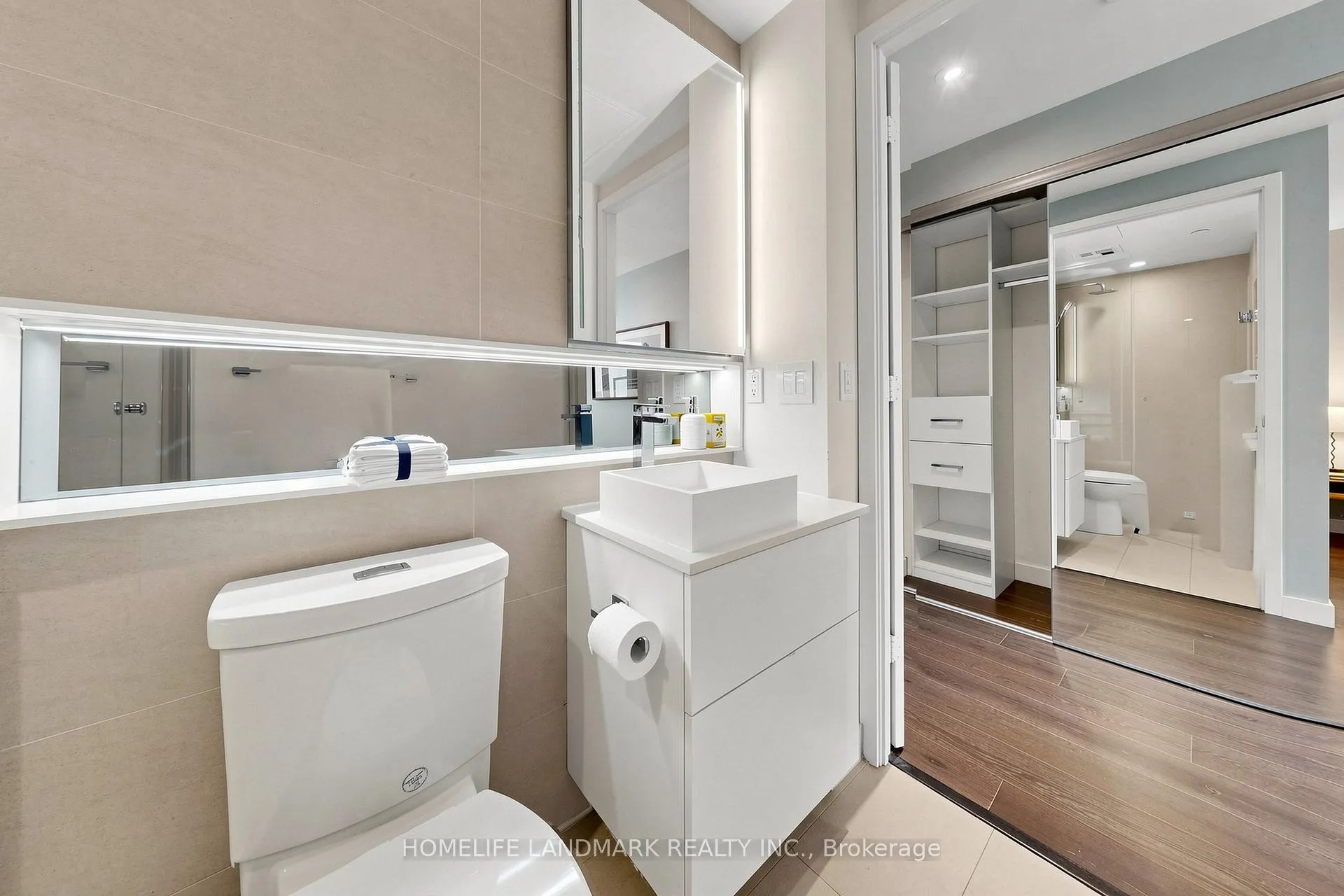 Photo 14 of Unit 1603, 215 Queen Street W, Toronto, Waterfront Communities — HOMEH