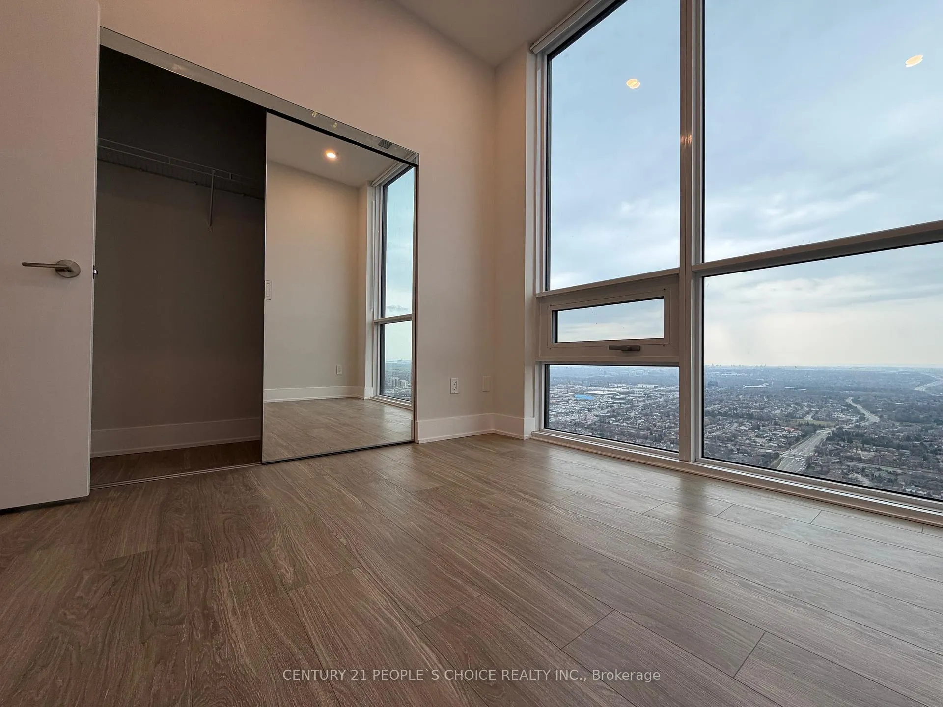 Photo 20 of Unit PH 05, 430 Square One Drive, Mississauga, City Centre — HOMEH