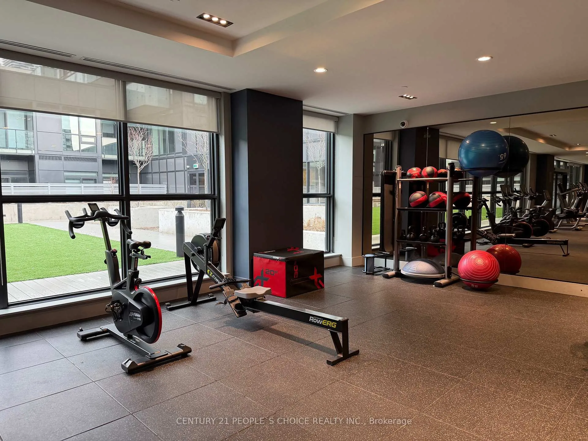 Photo 37 of Unit PH 05, 430 Square One Drive, Mississauga, City Centre — HOMEH