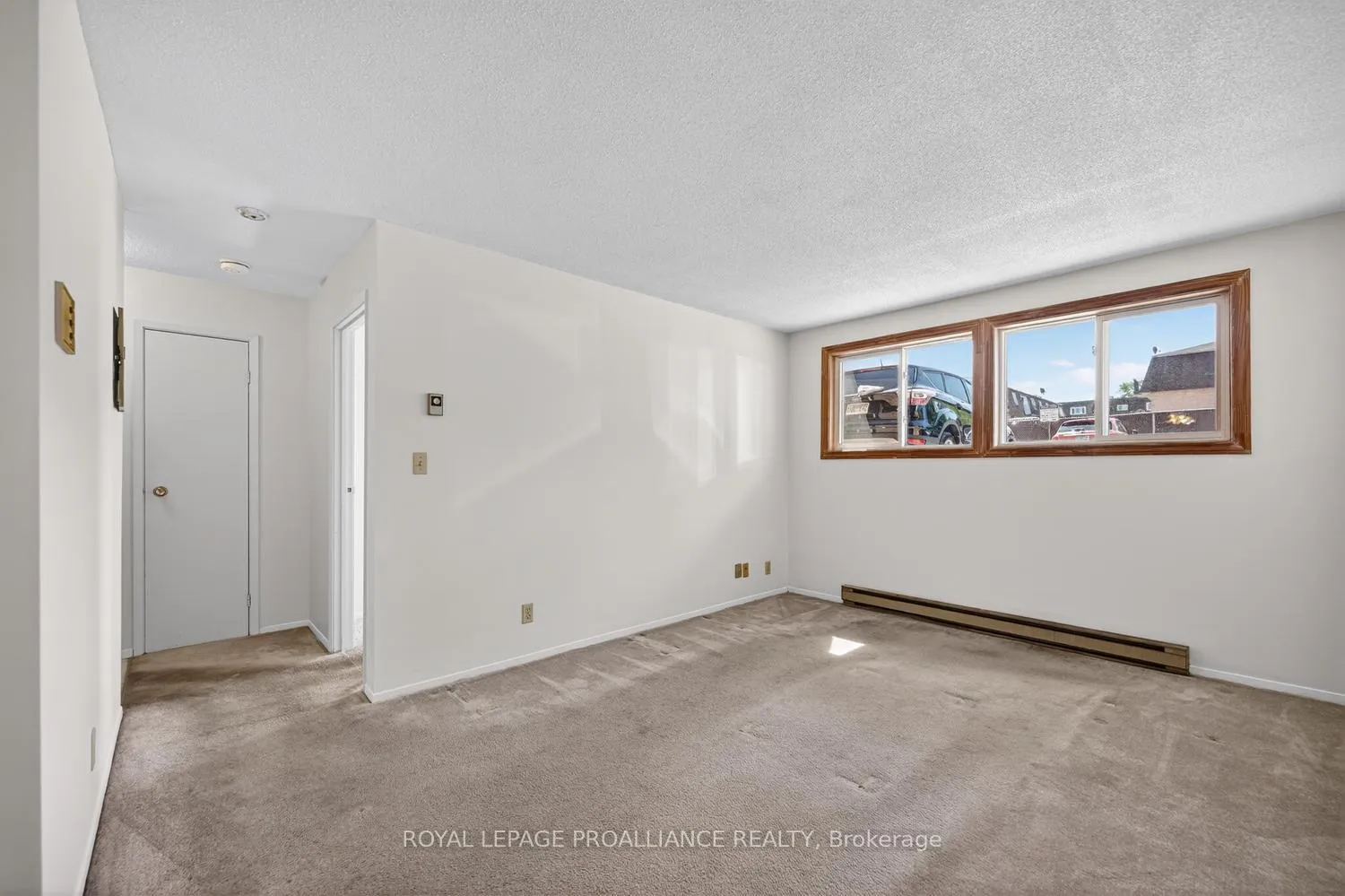 Photo 9 of Unit 2, 825 Macodrum Drive, Brockville — HOMEH