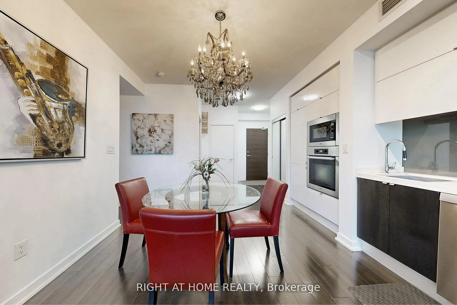 Photo 12 of Unit 4309, 21 Iceboat Terrace, Toronto, Waterfront Communities — HOMEH