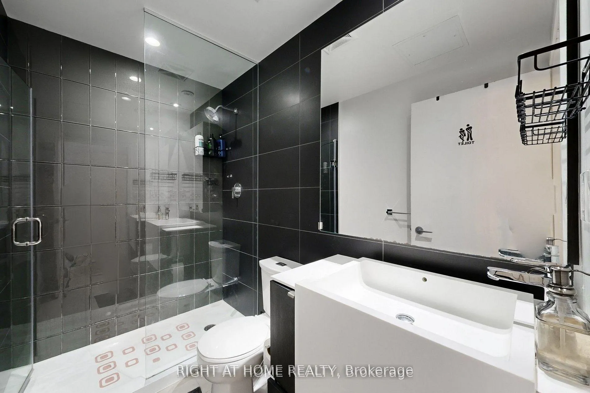 Photo 21 of Unit 4309, 21 Iceboat Terrace, Toronto, Waterfront Communities — HOMEH