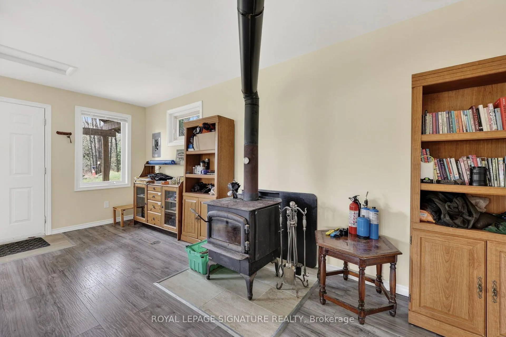 Photo 18 of 1223 Long Lake Road, Perry, Novar — HOMEH