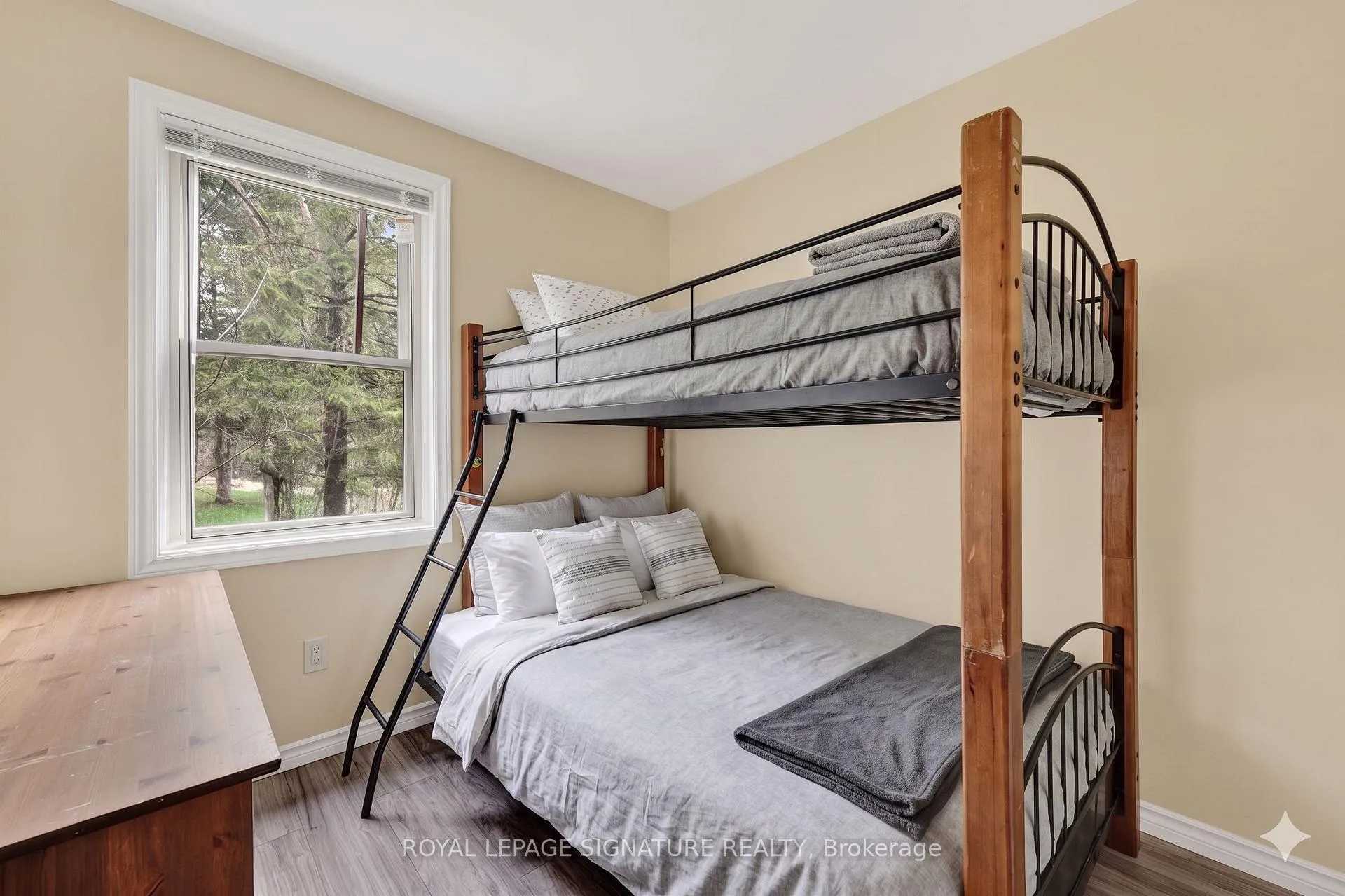 Photo 19 of 1223 Long Lake Road, Perry, Novar — HOMEH