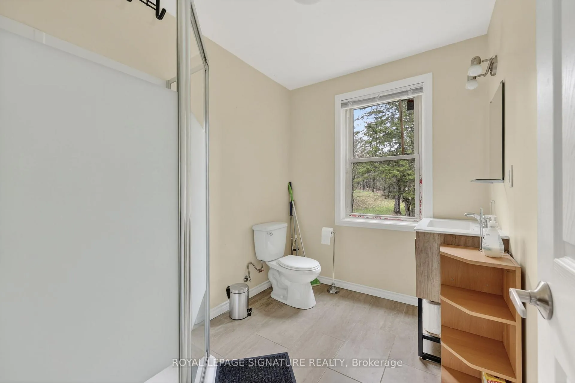 Photo 20 of 1223 Long Lake Road, Perry, Novar — HOMEH